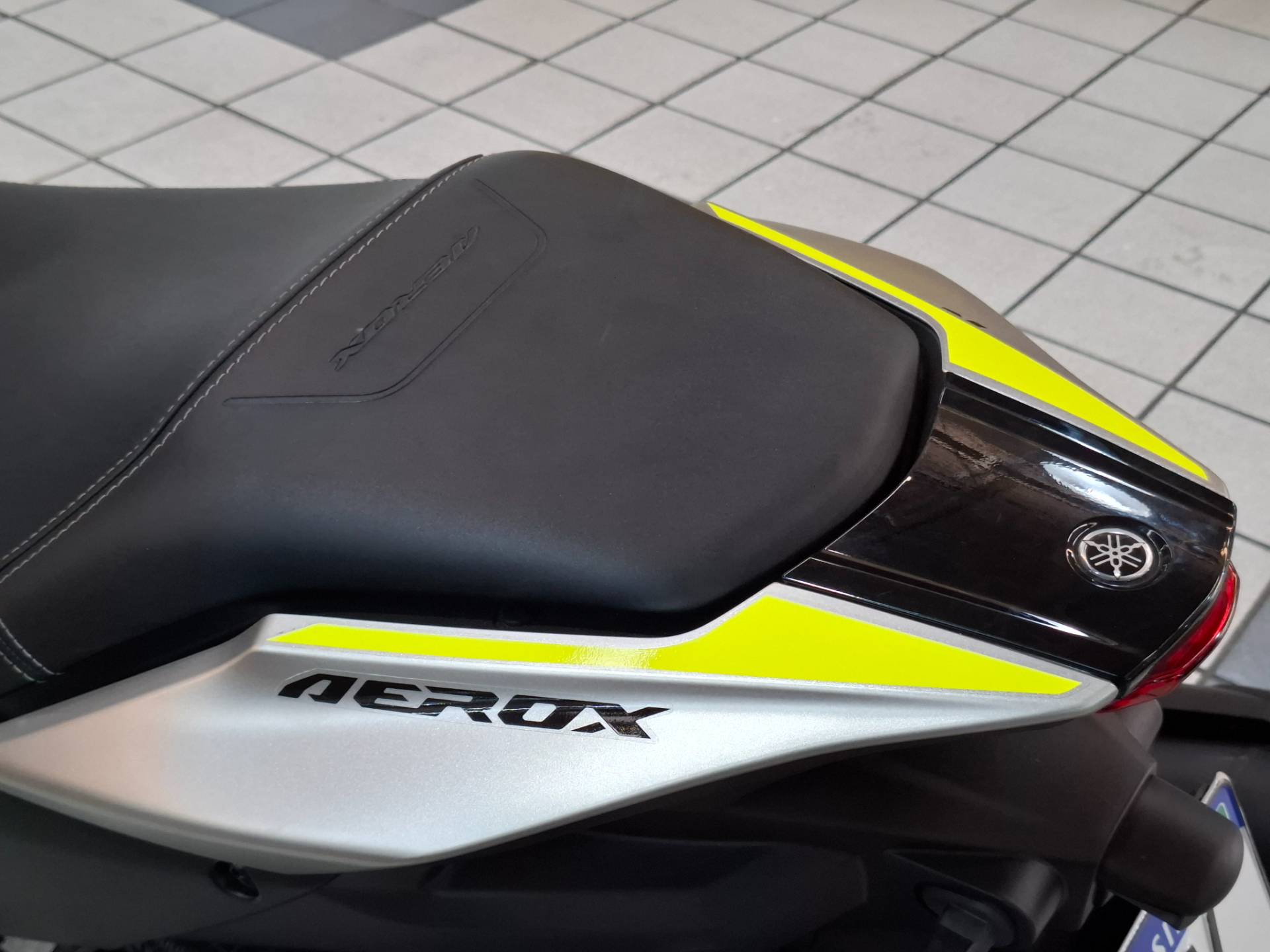YAMAHA AEROX 160 ABS