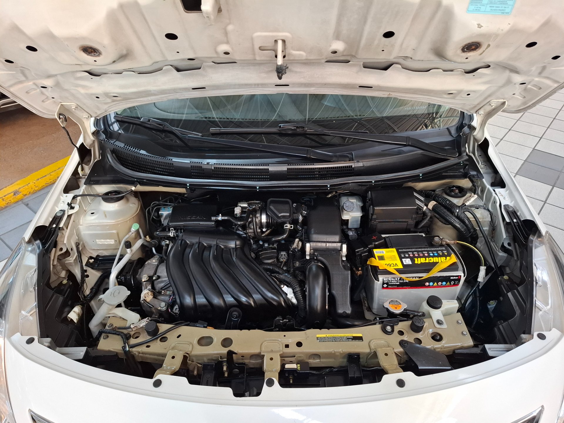 NISSAN VERSA