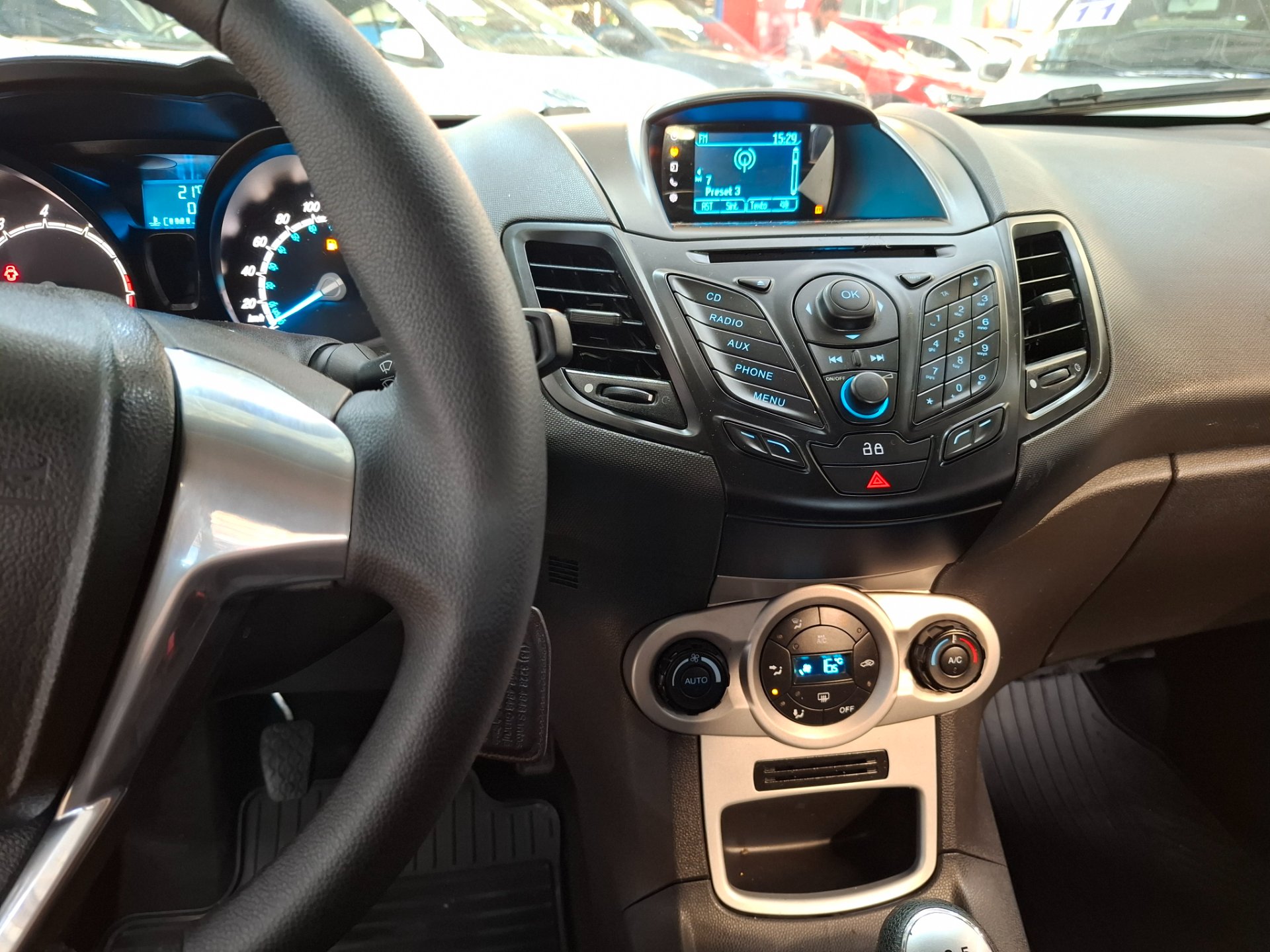 FORD FIESTA