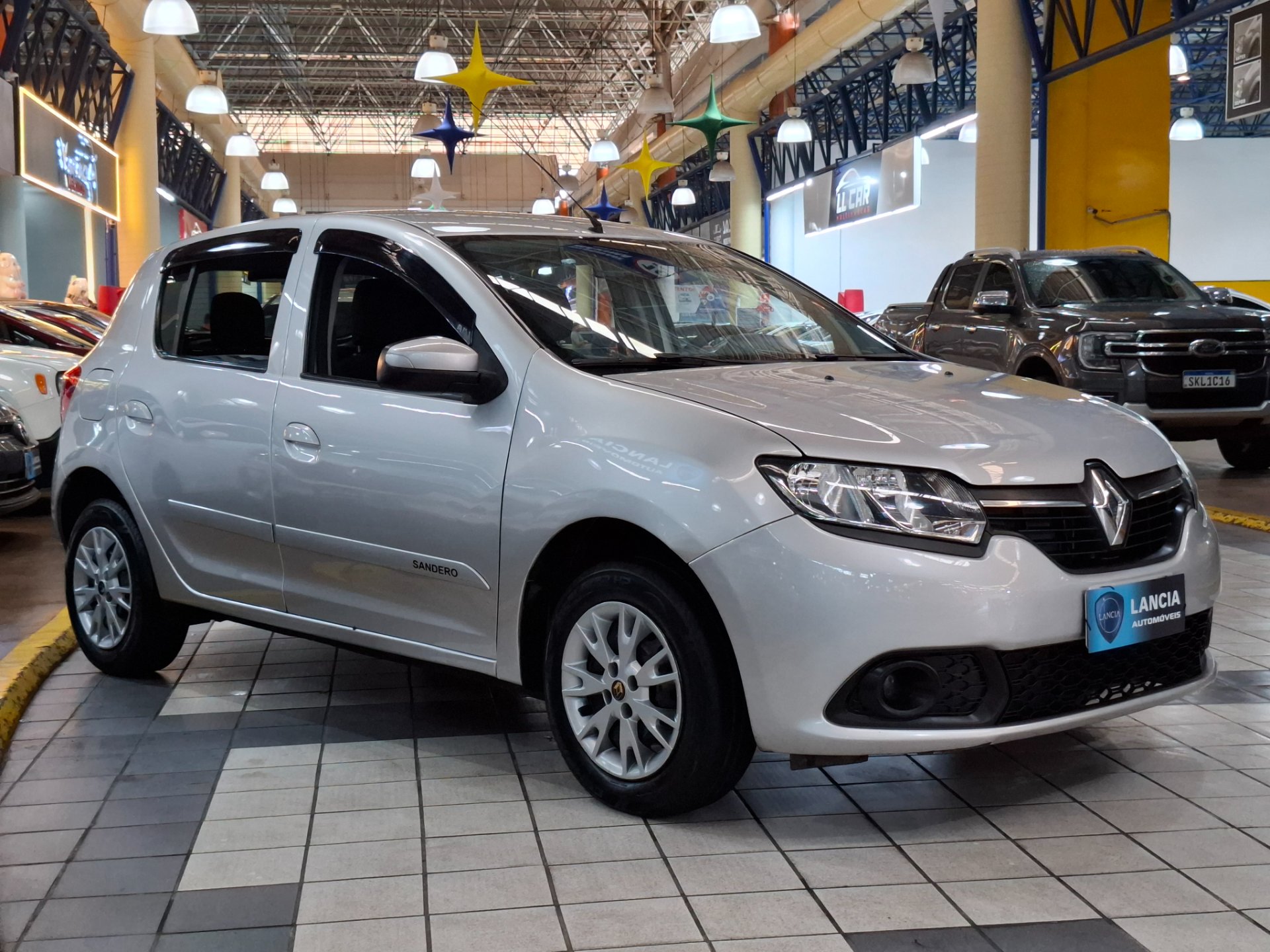 RENAULT SANDERO