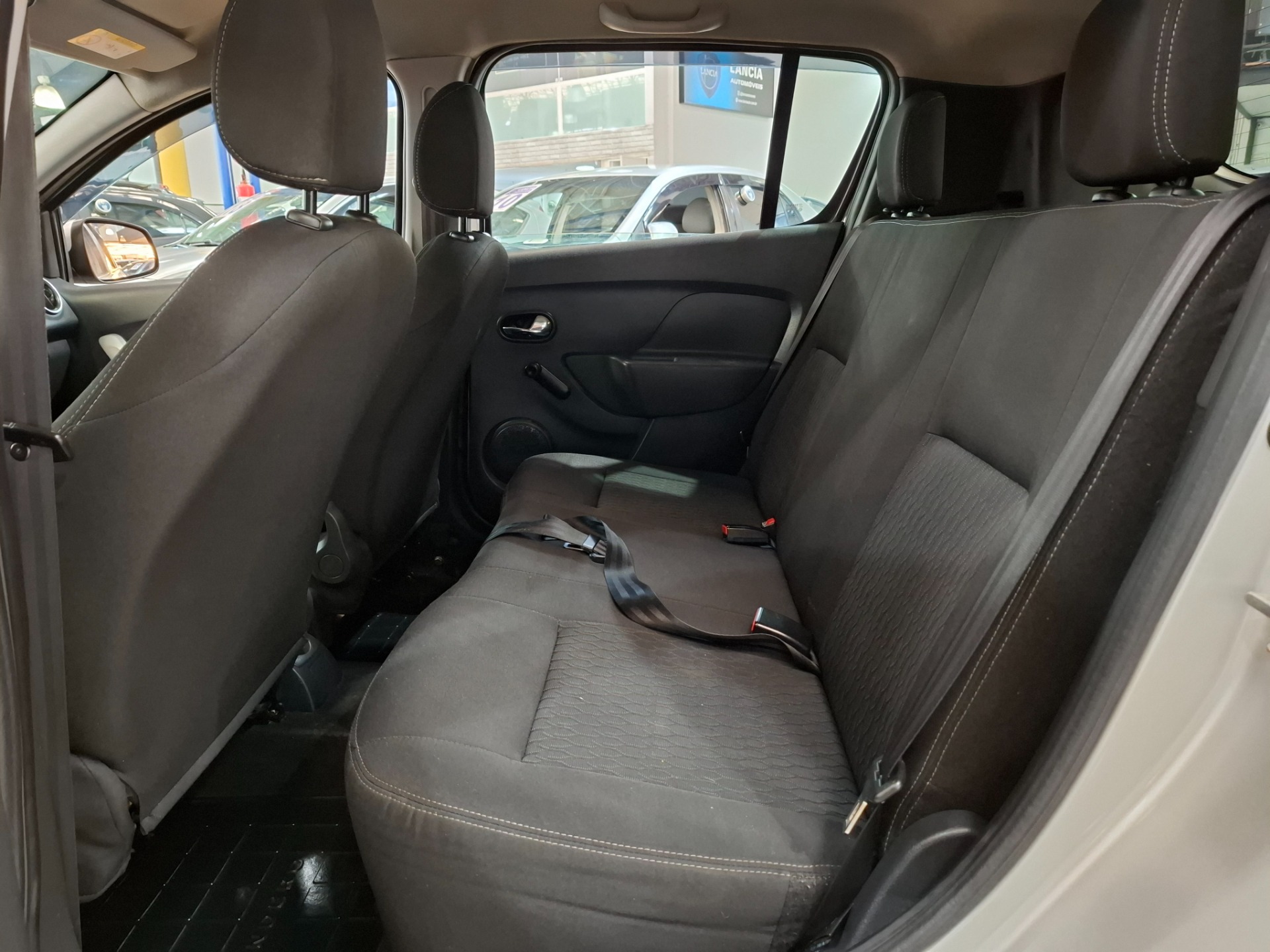 RENAULT SANDERO