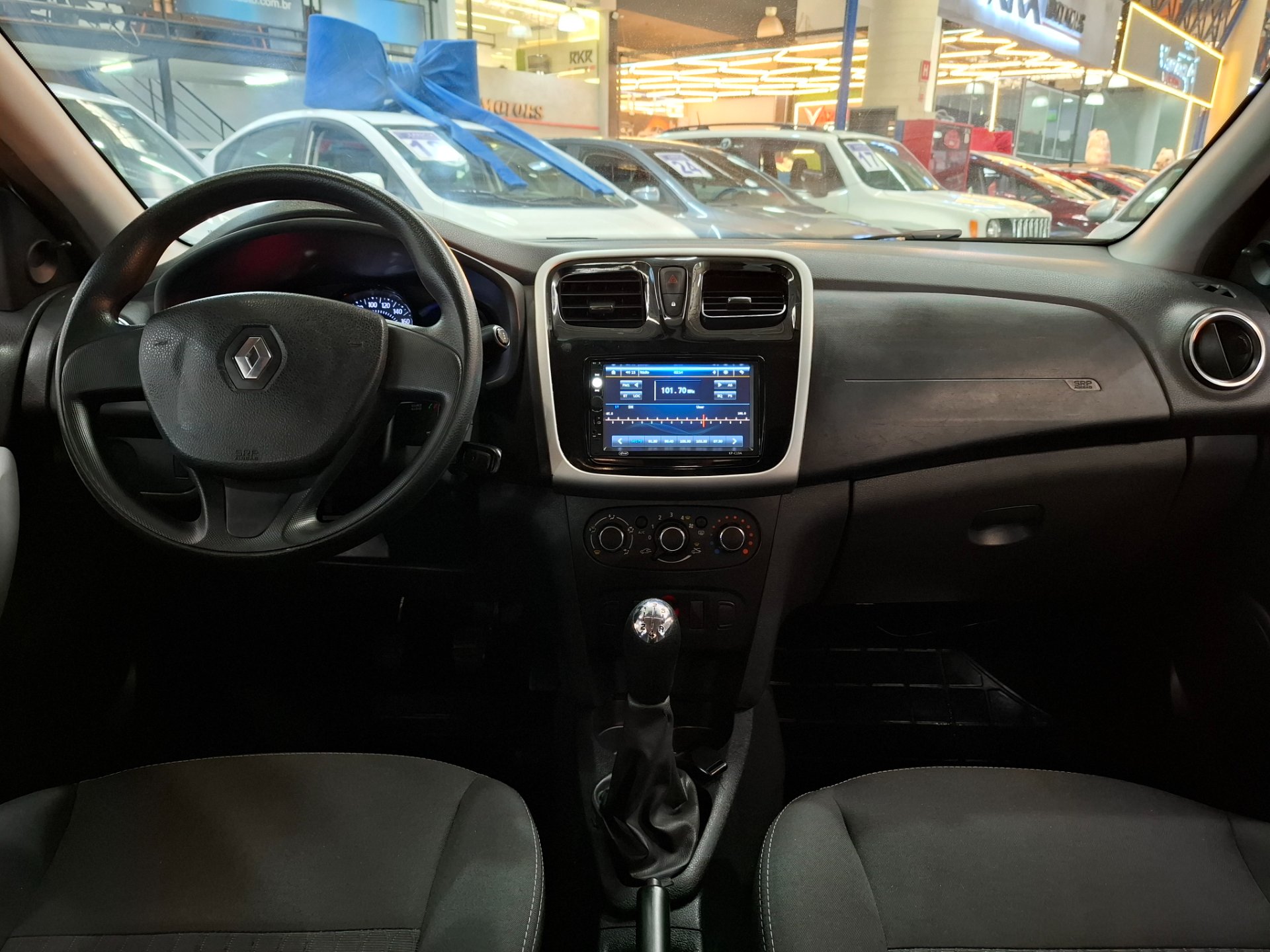 RENAULT SANDERO