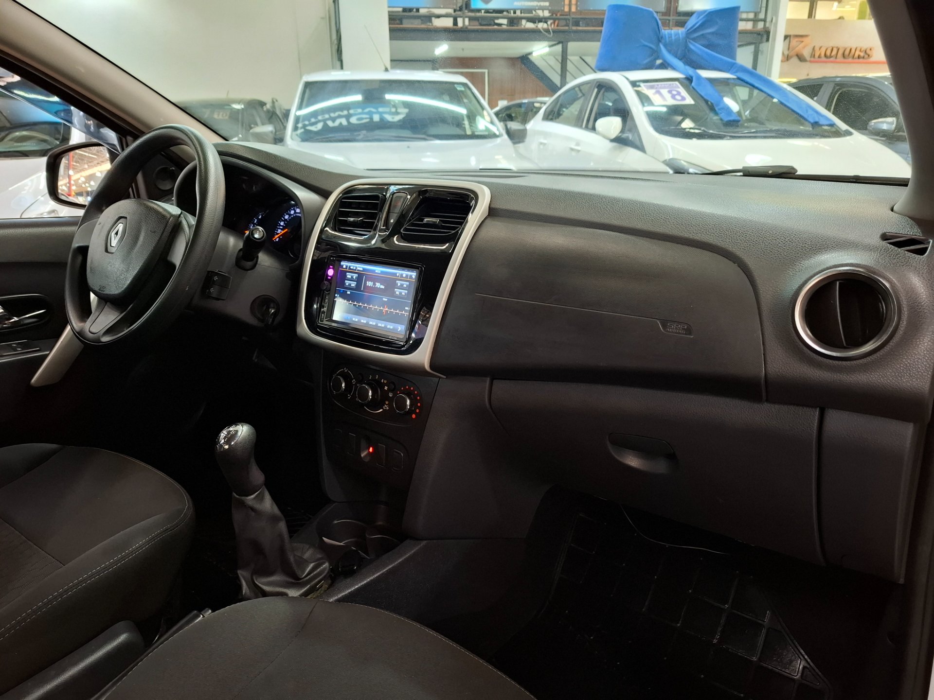 RENAULT SANDERO