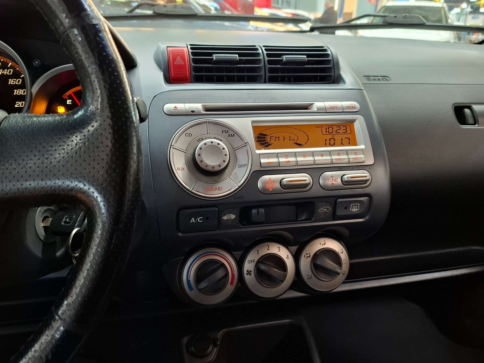 HONDA FIT
