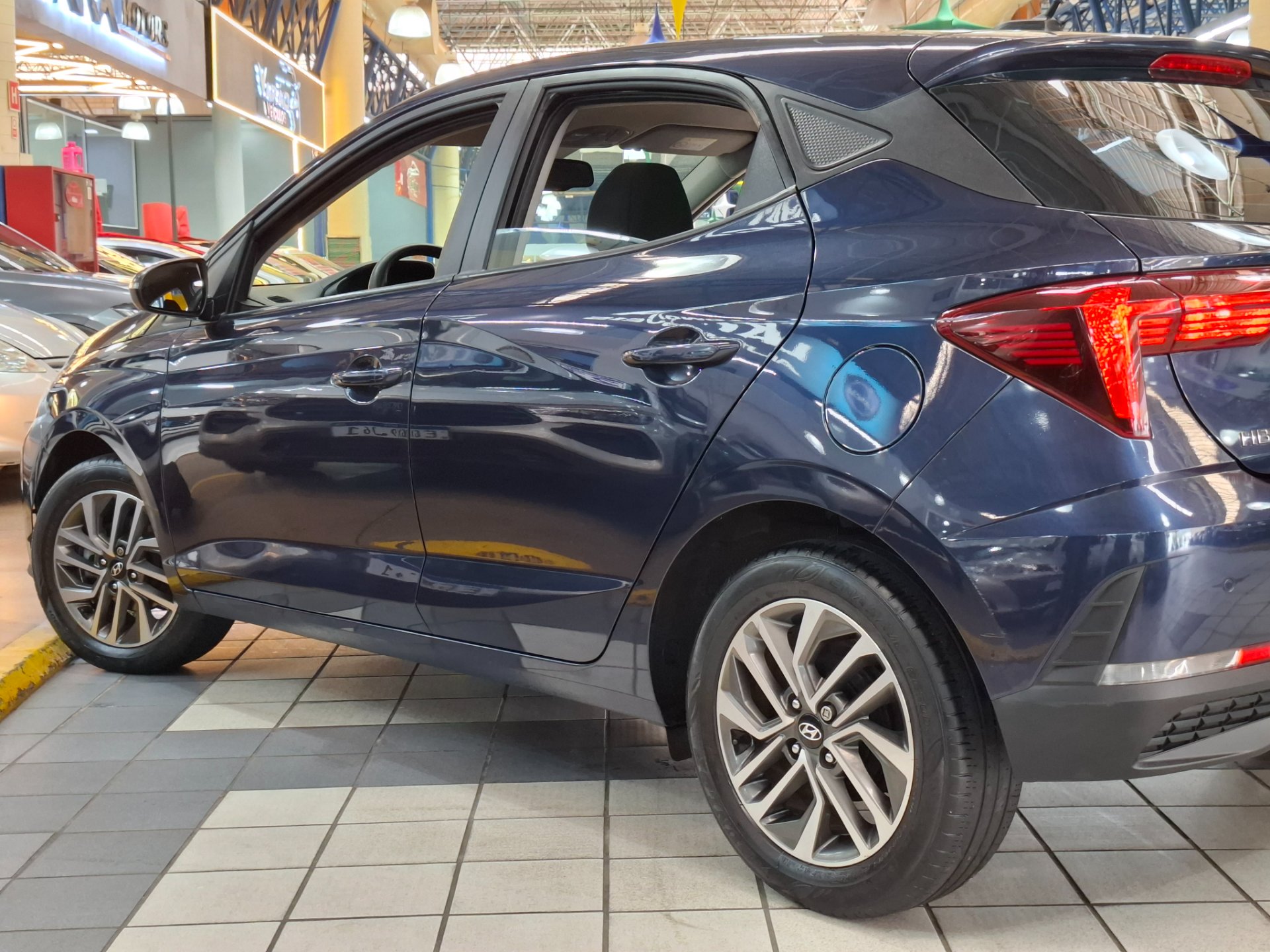 HYUNDAI HB20