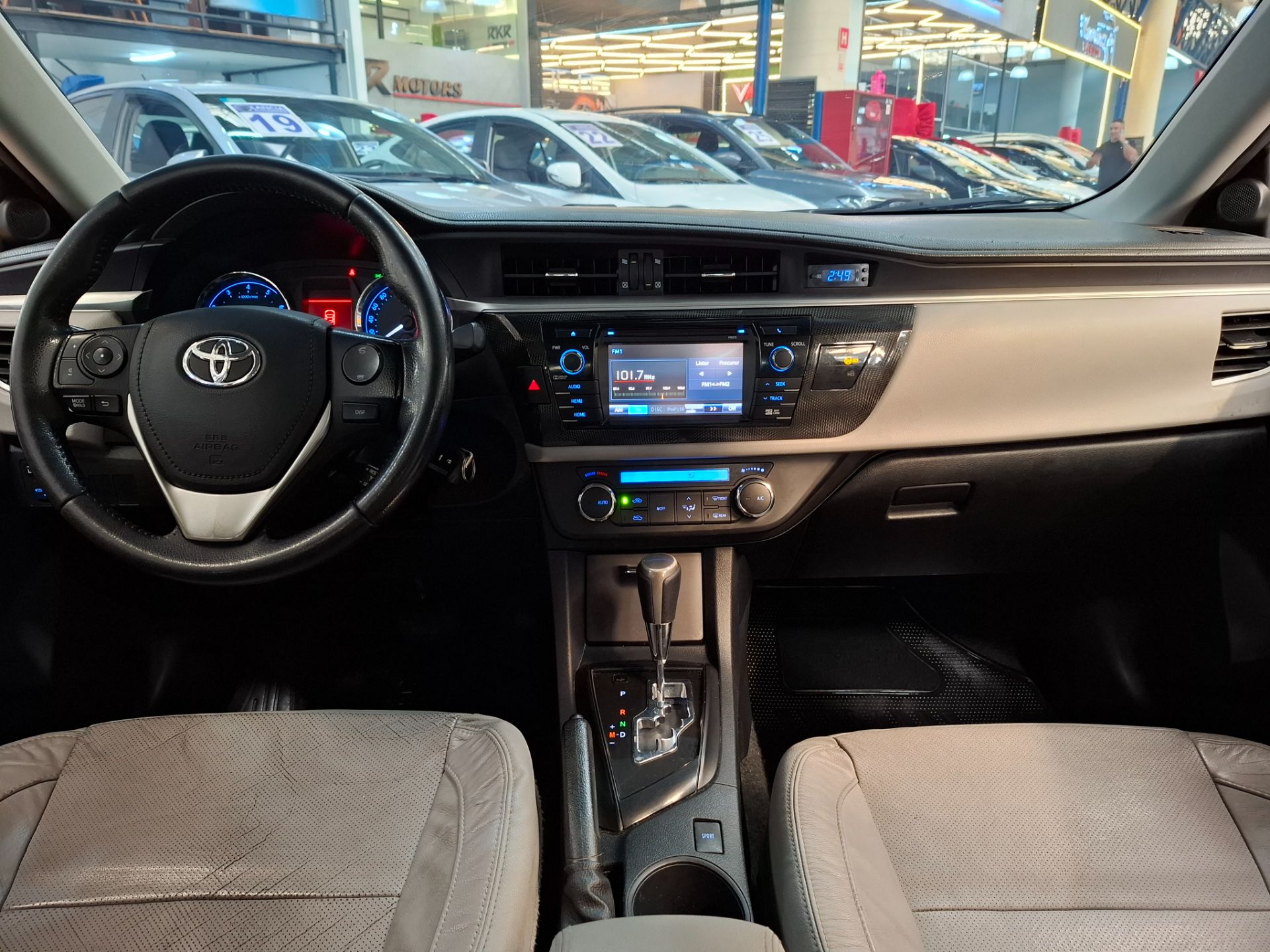 TOYOTA COROLLA