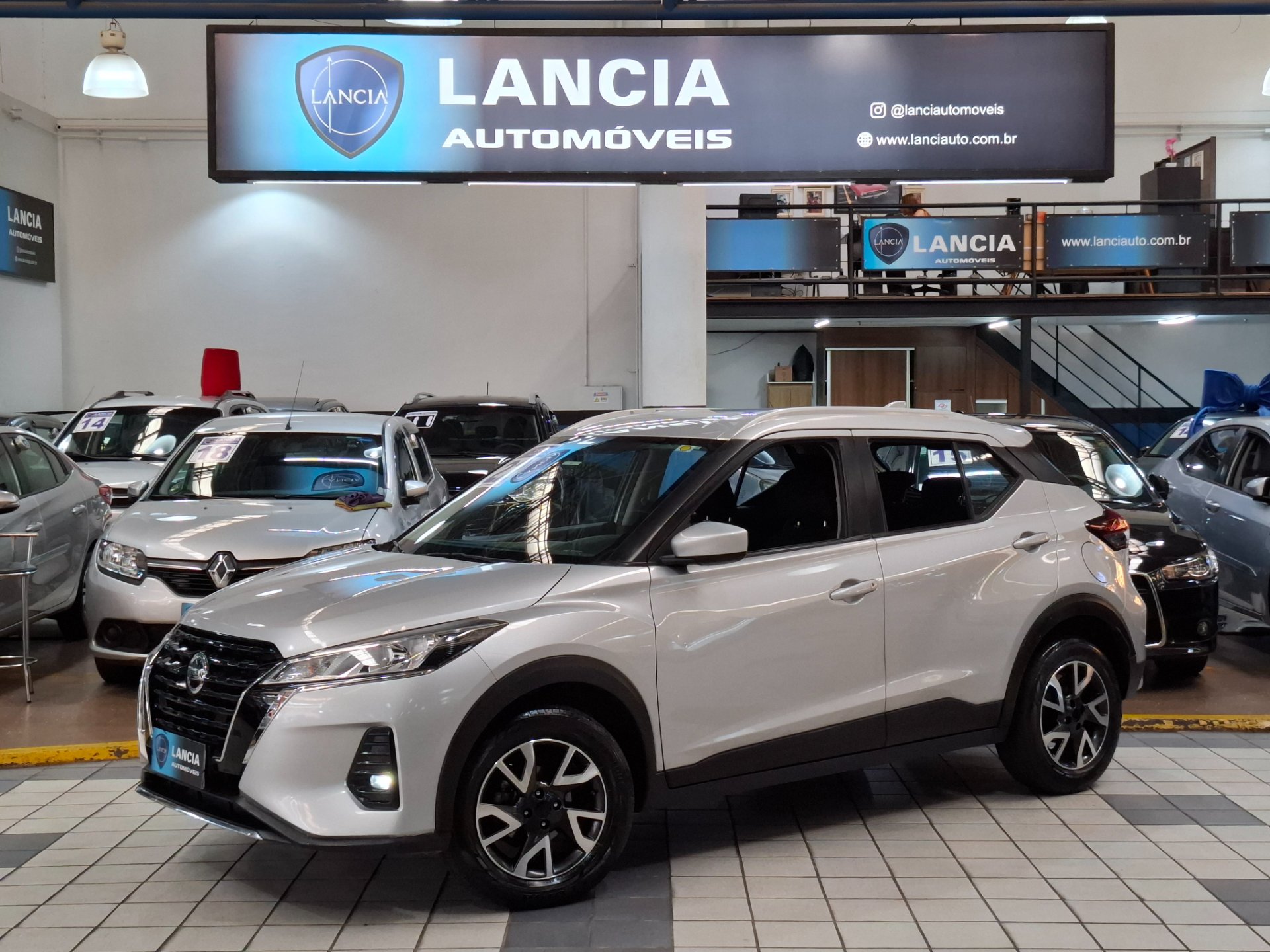 NISSAN KICKS