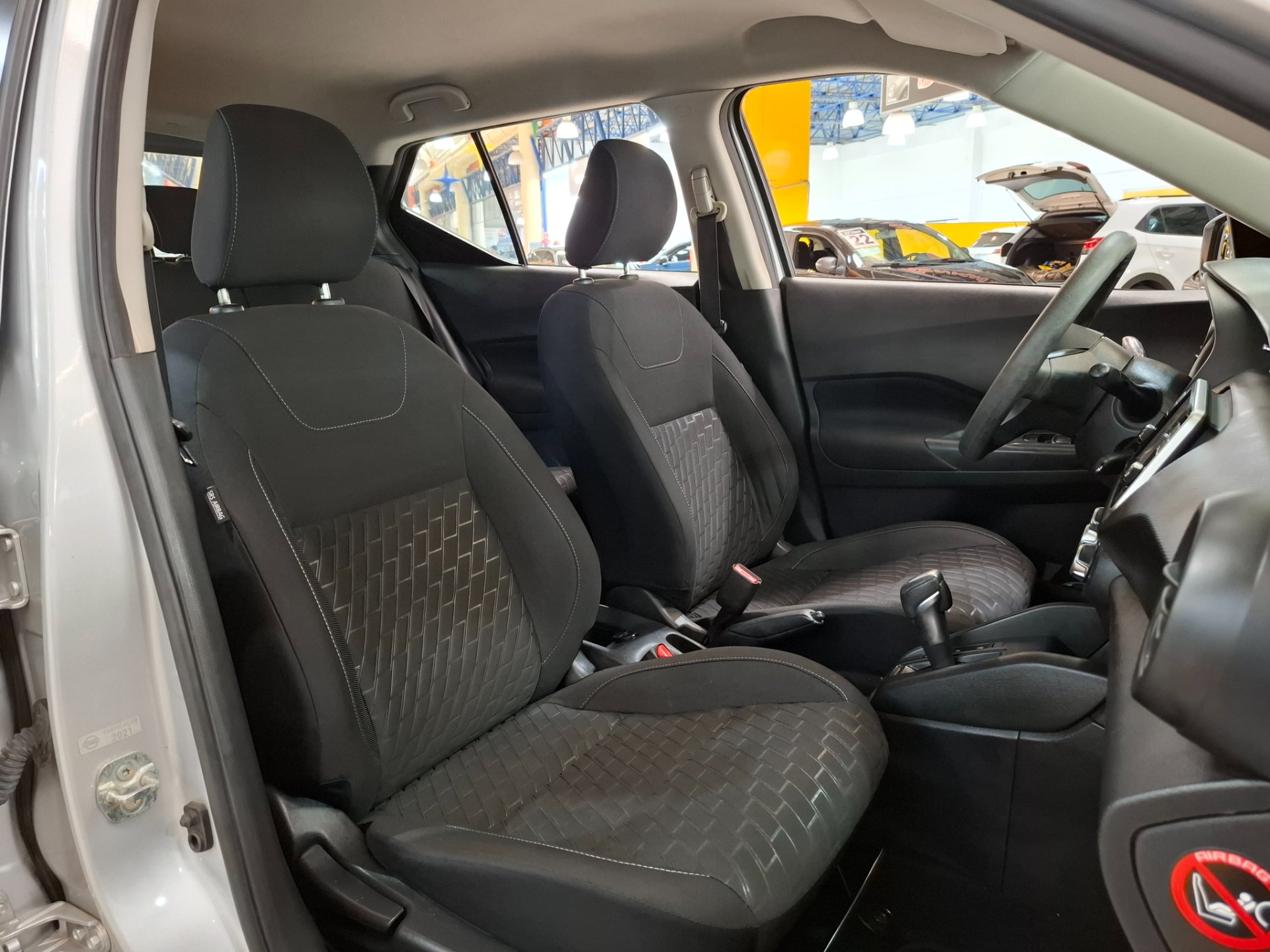 NISSAN KICKS