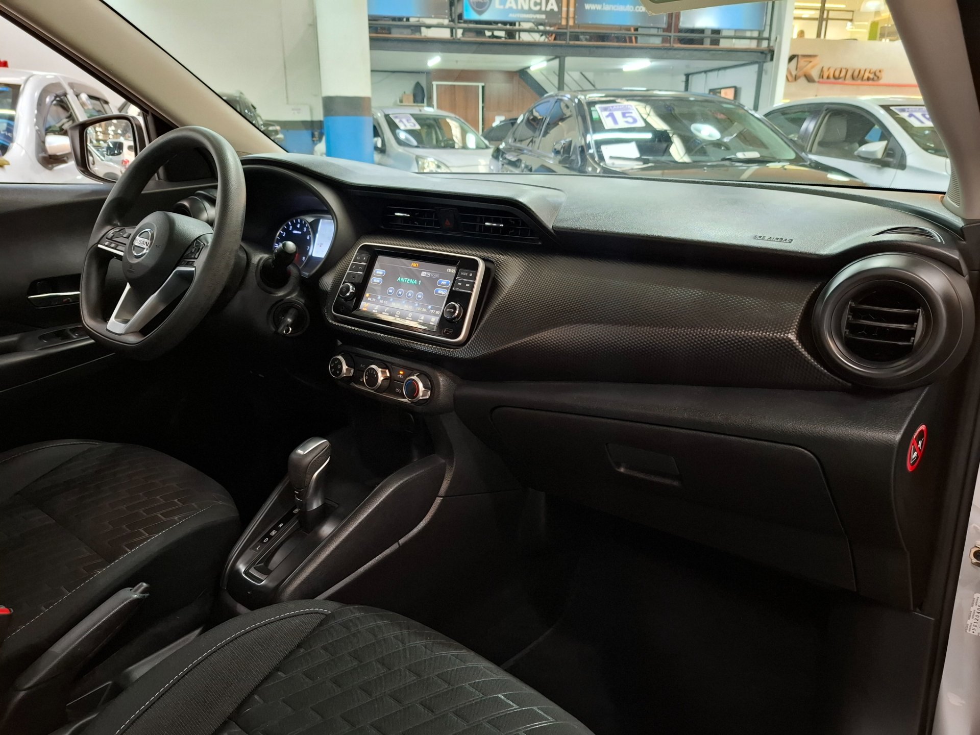 NISSAN KICKS