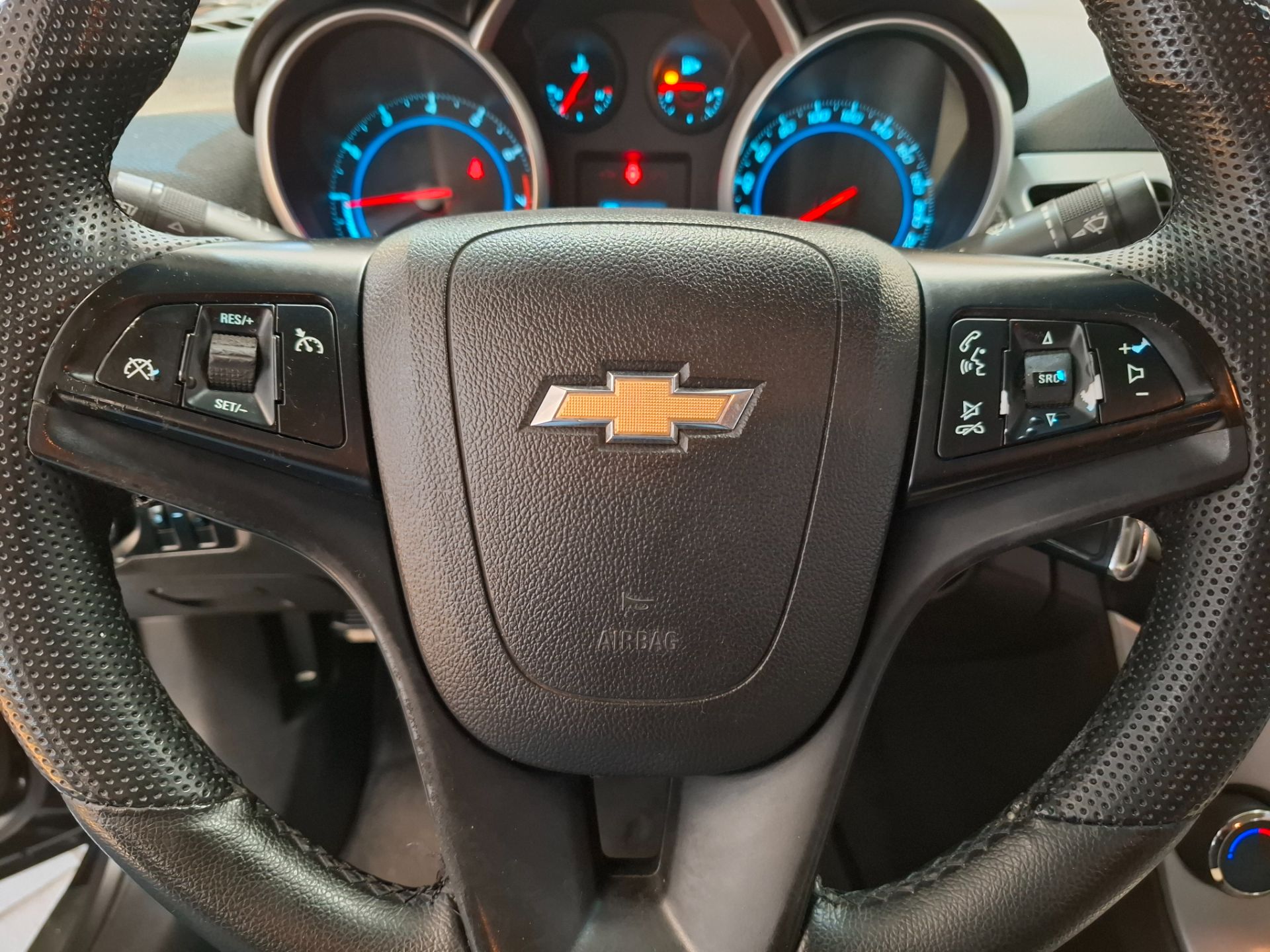 CHEVROLET CRUZE