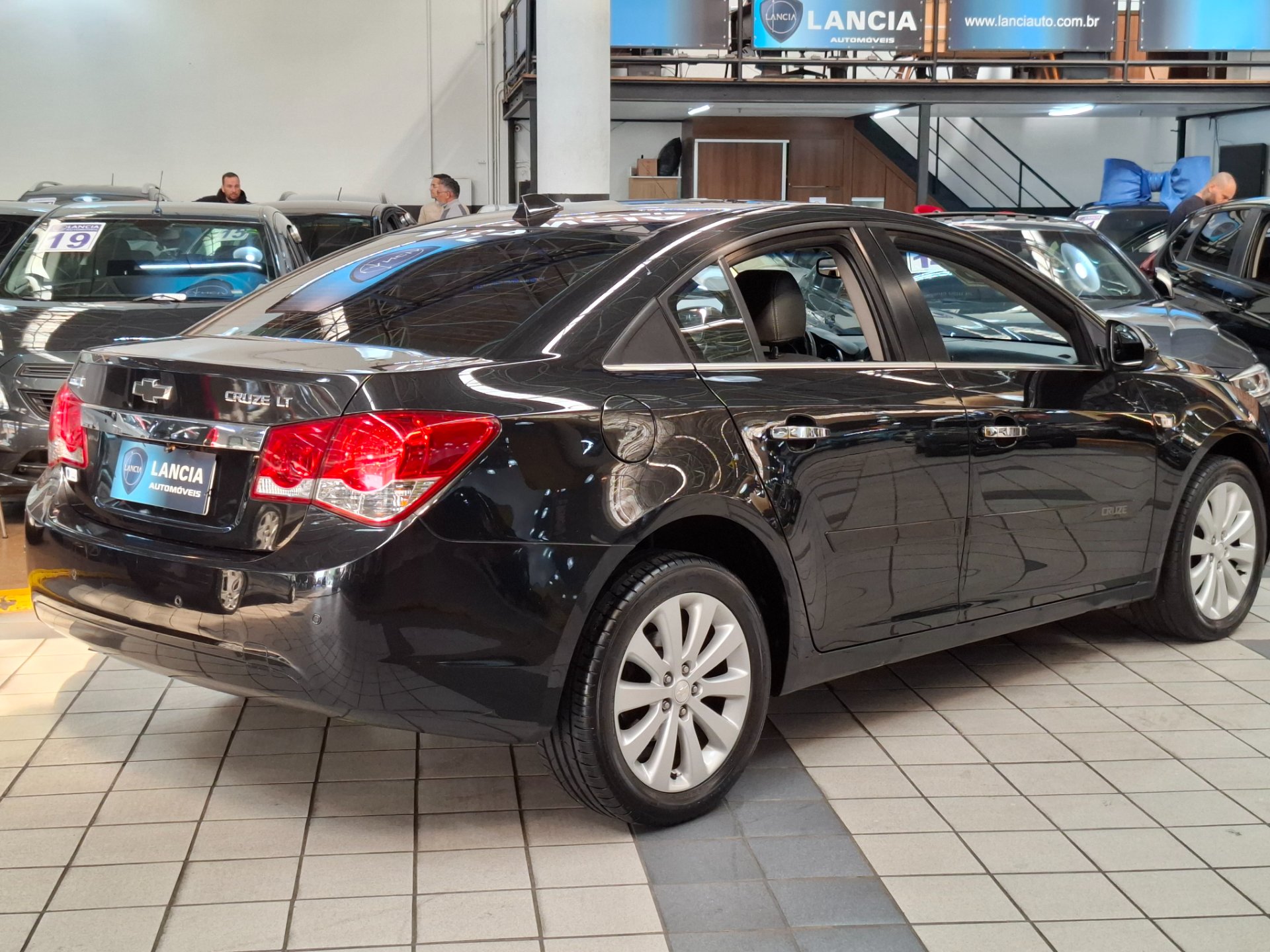 CHEVROLET CRUZE