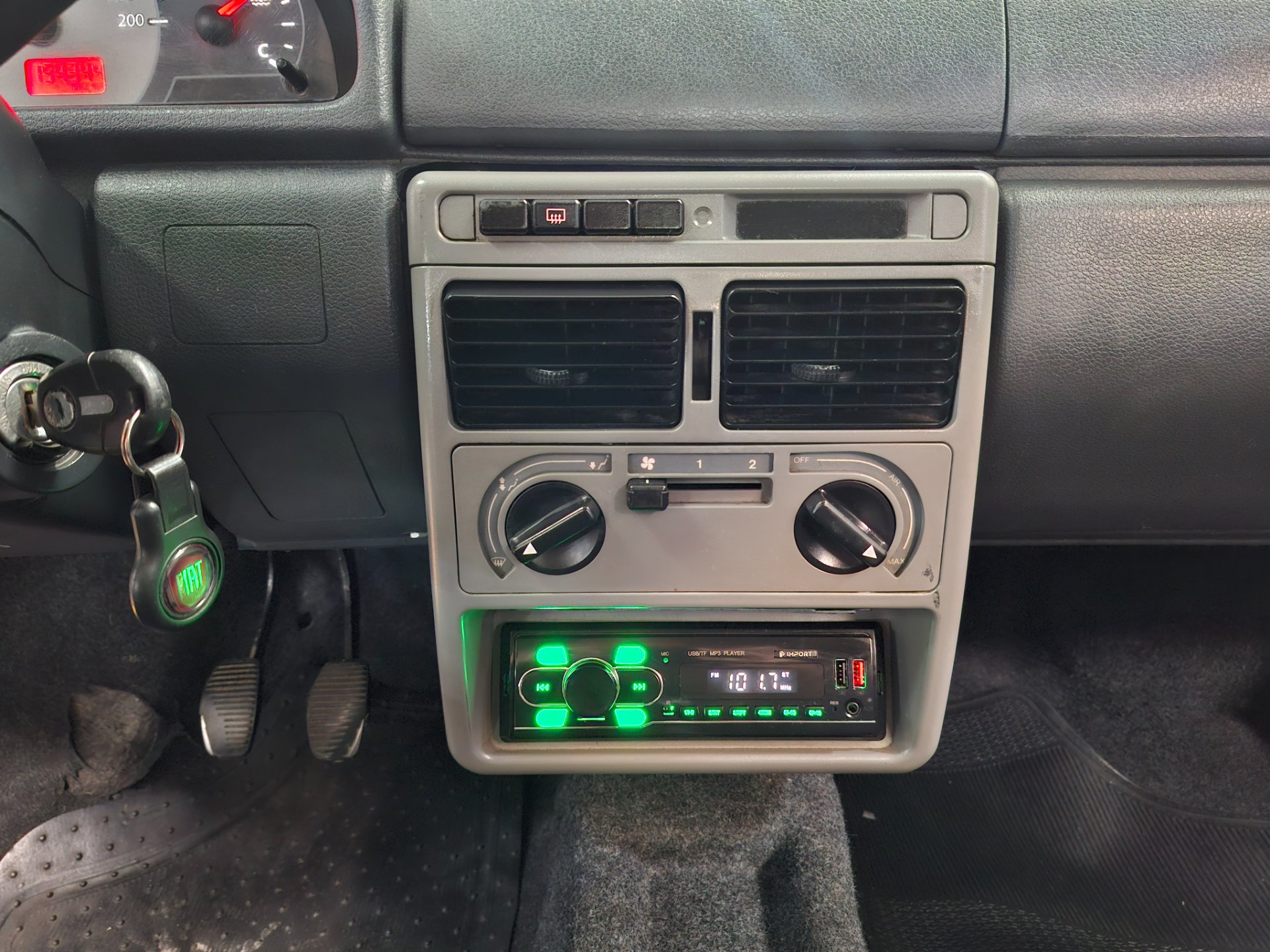 FIAT UNO