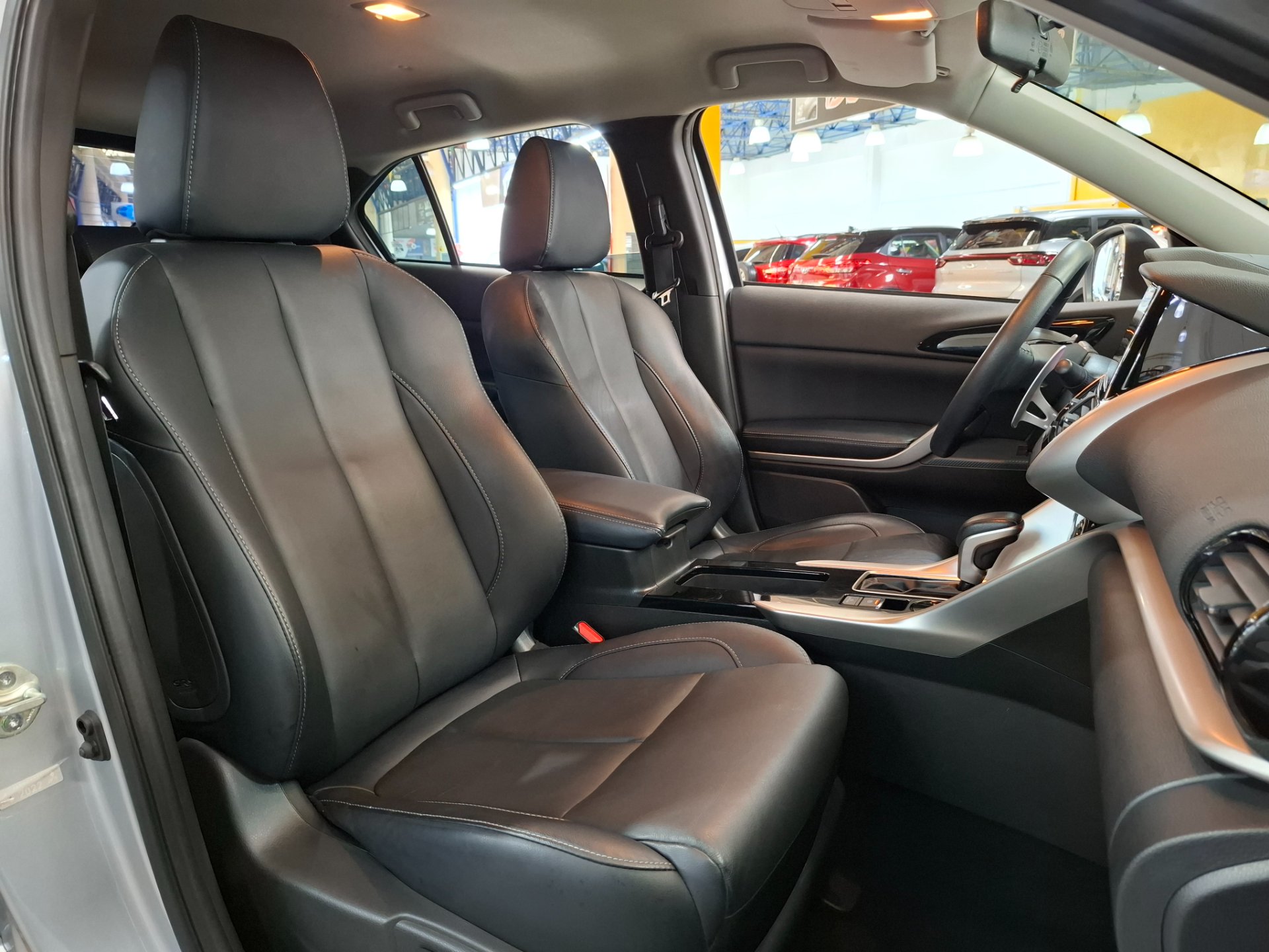 MITSUBISHI ECLIPSE CROSS