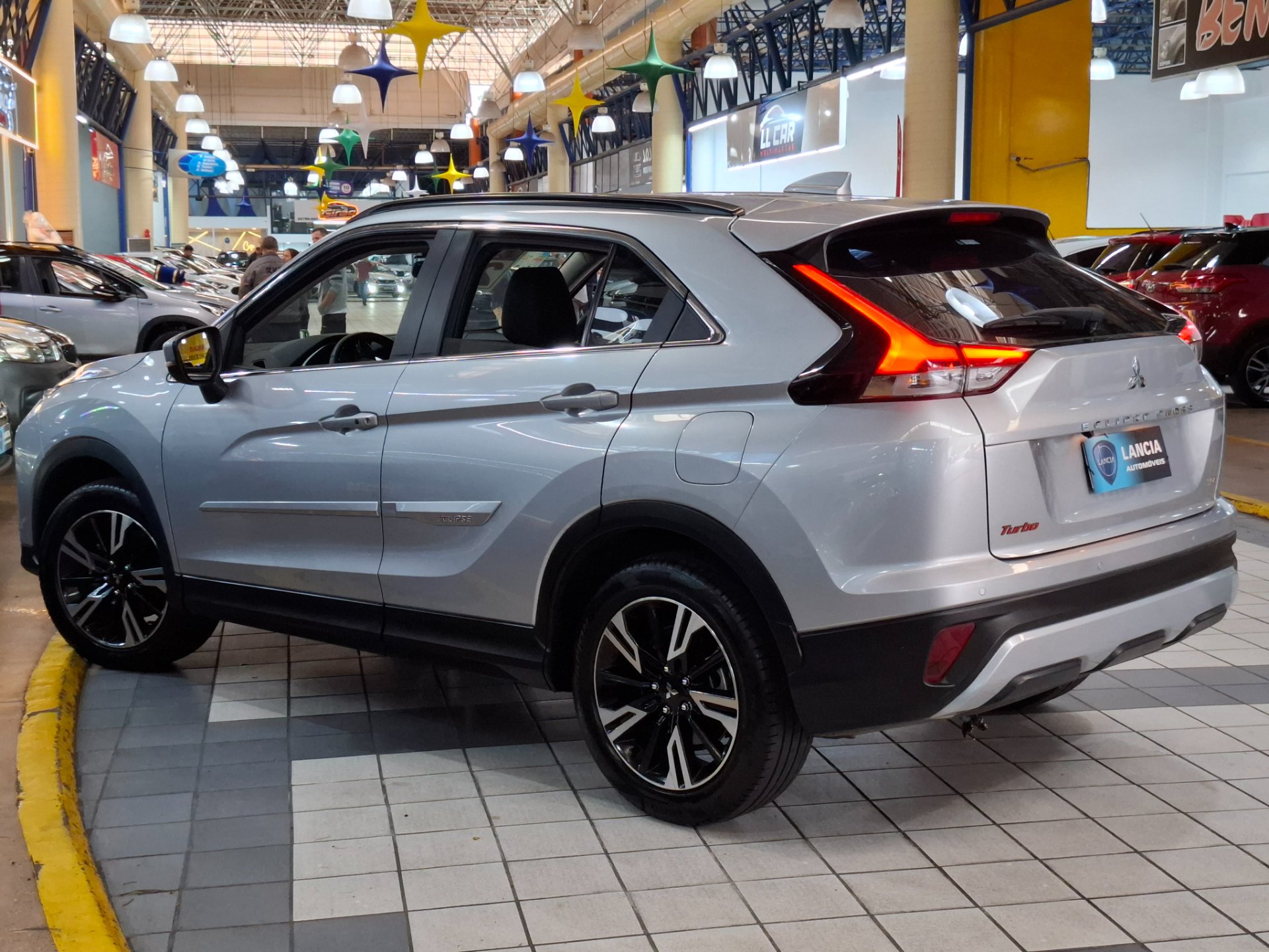 MITSUBISHI ECLIPSE CROSS