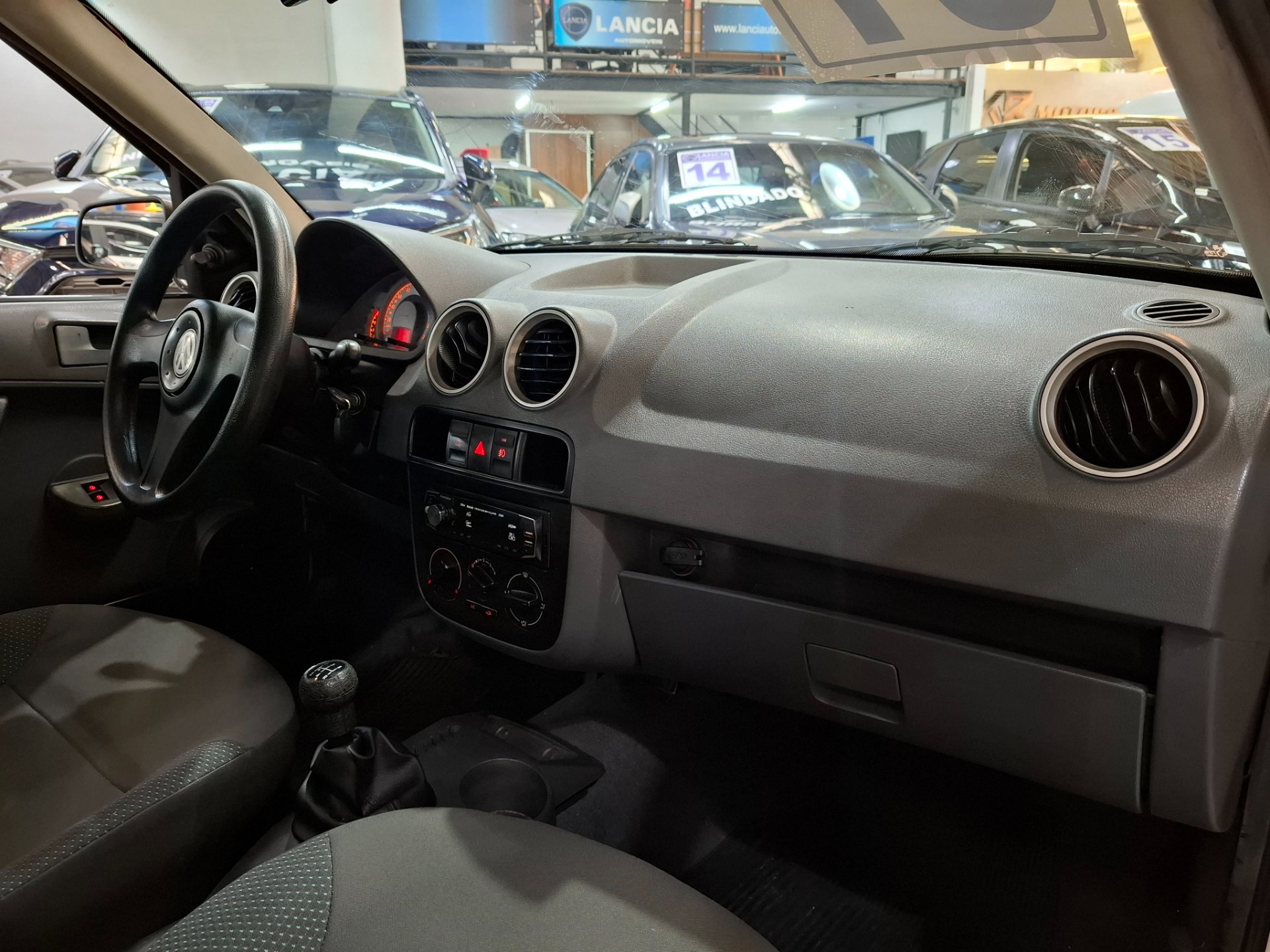 VOLKSWAGEN GOL