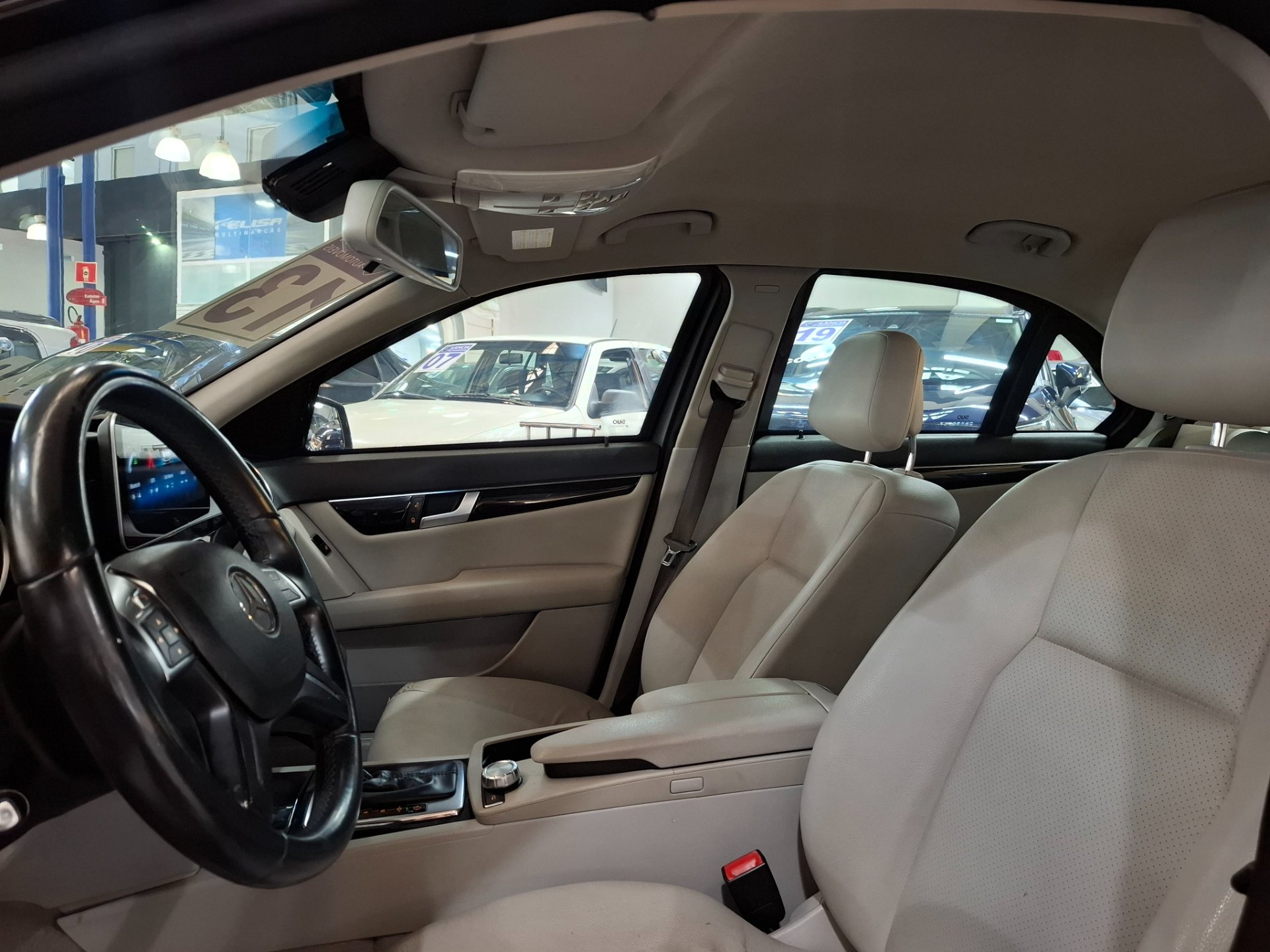 MERCEDES-BENZ C 180