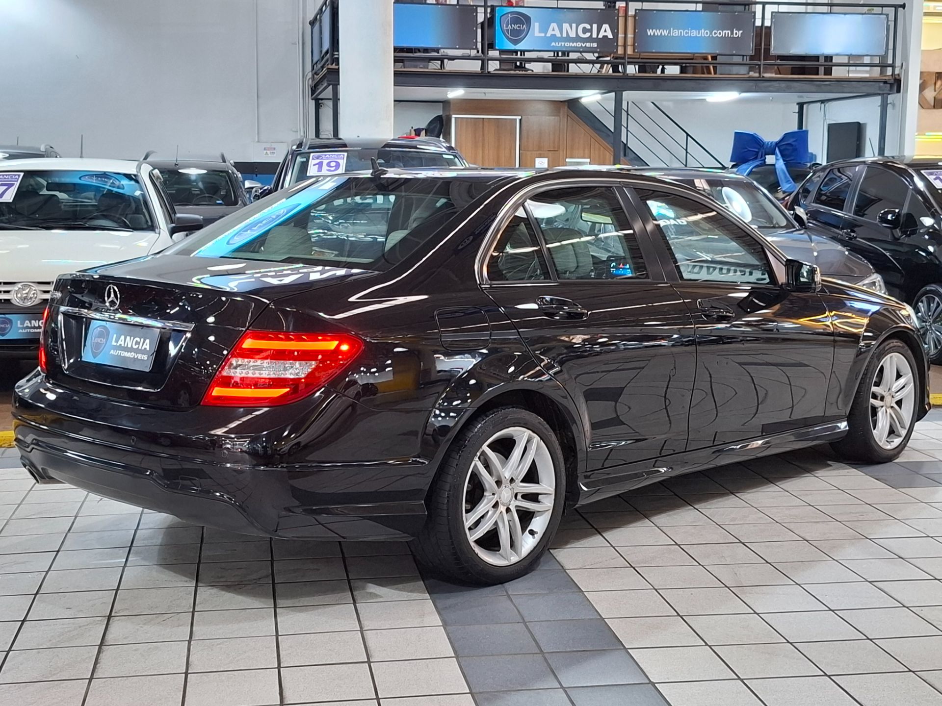 MERCEDES-BENZ C 180