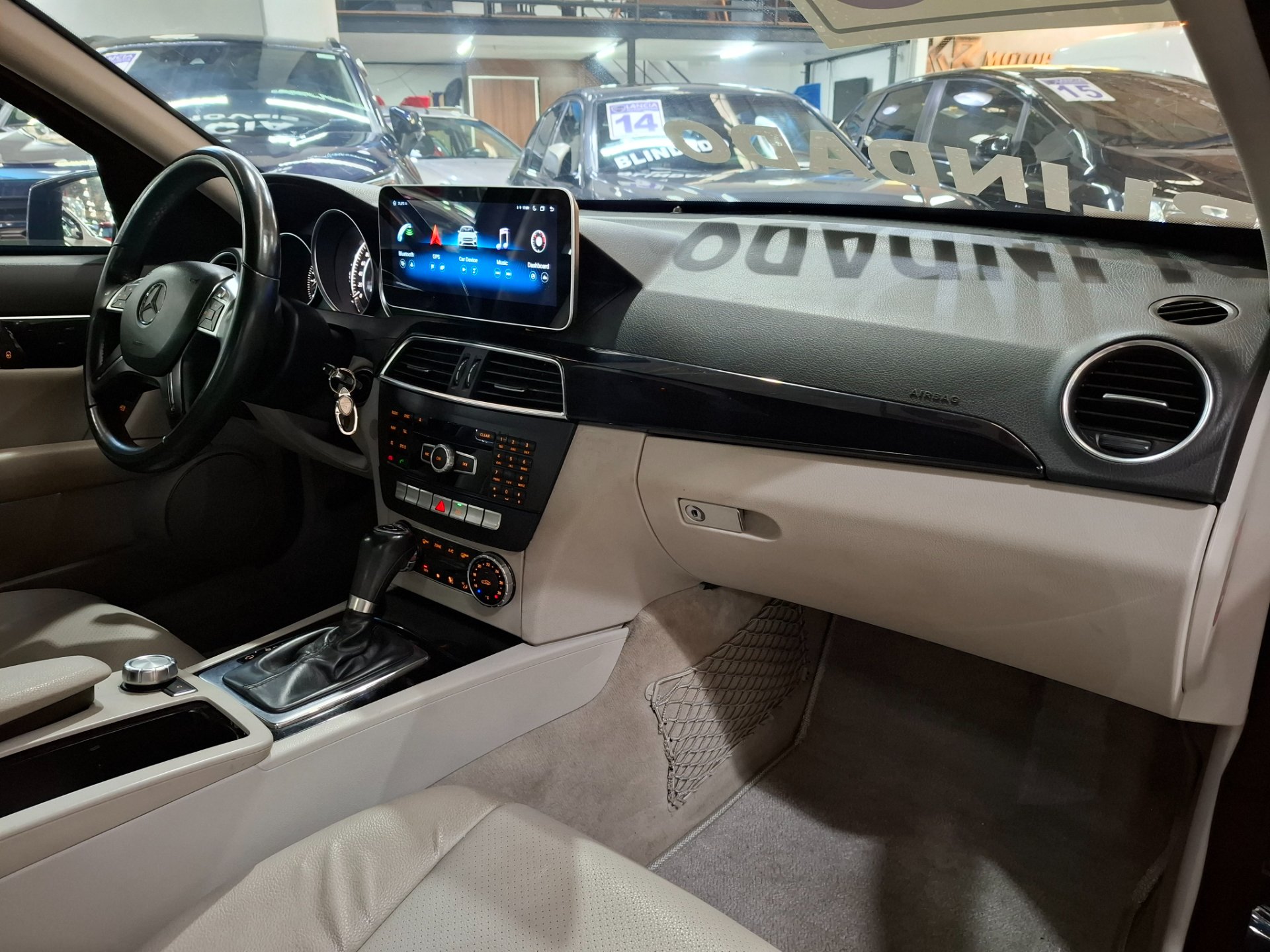 MERCEDES-BENZ C 180