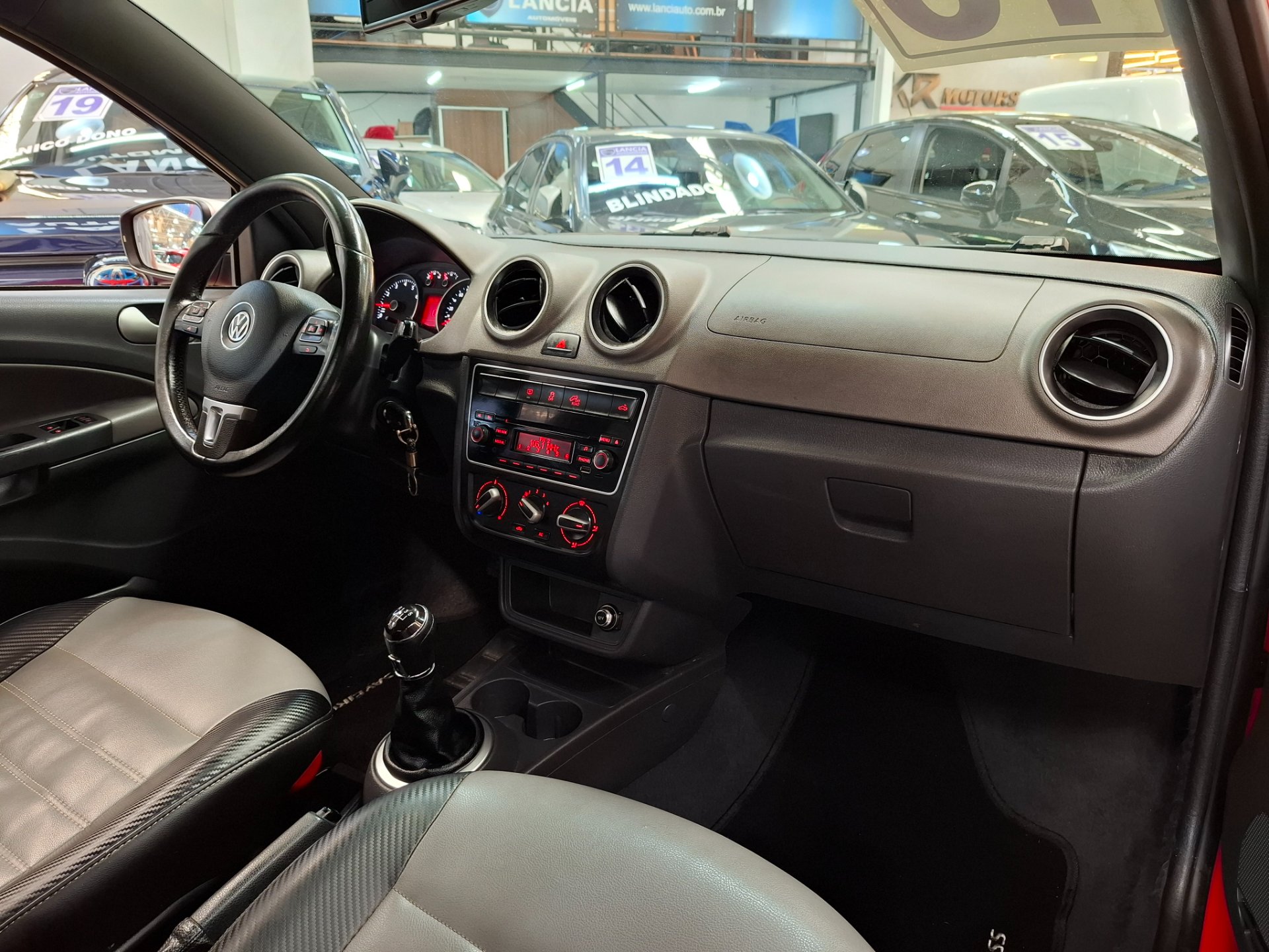 VOLKSWAGEN SAVEIRO