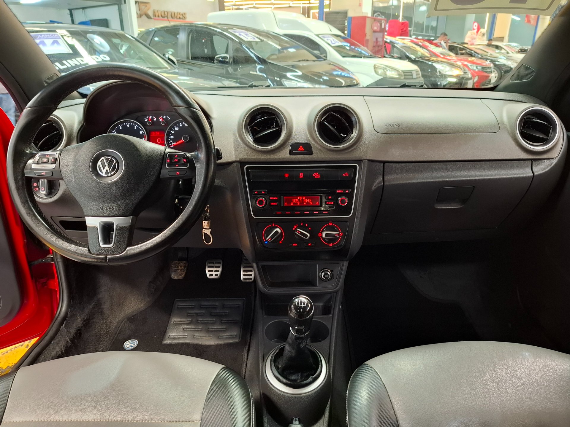 VOLKSWAGEN SAVEIRO