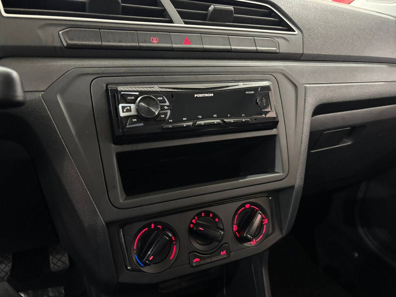 VOYAGE 1.0 12V MPI TOTALFLEX