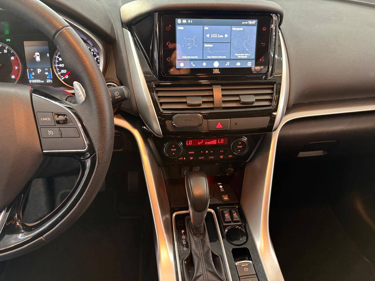 MITSUBISHI ECLIPSE CROSS