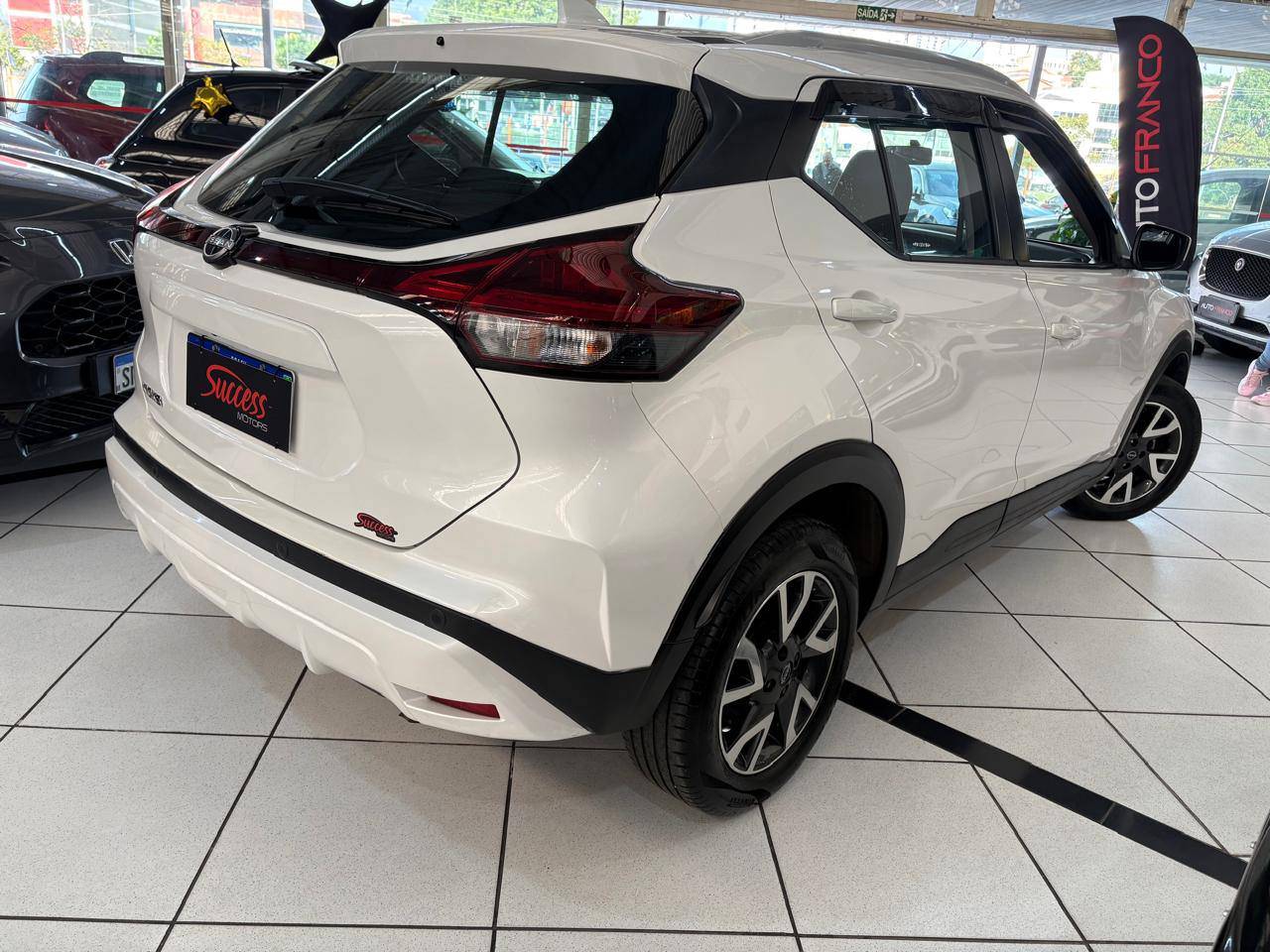 NISSAN KICKS