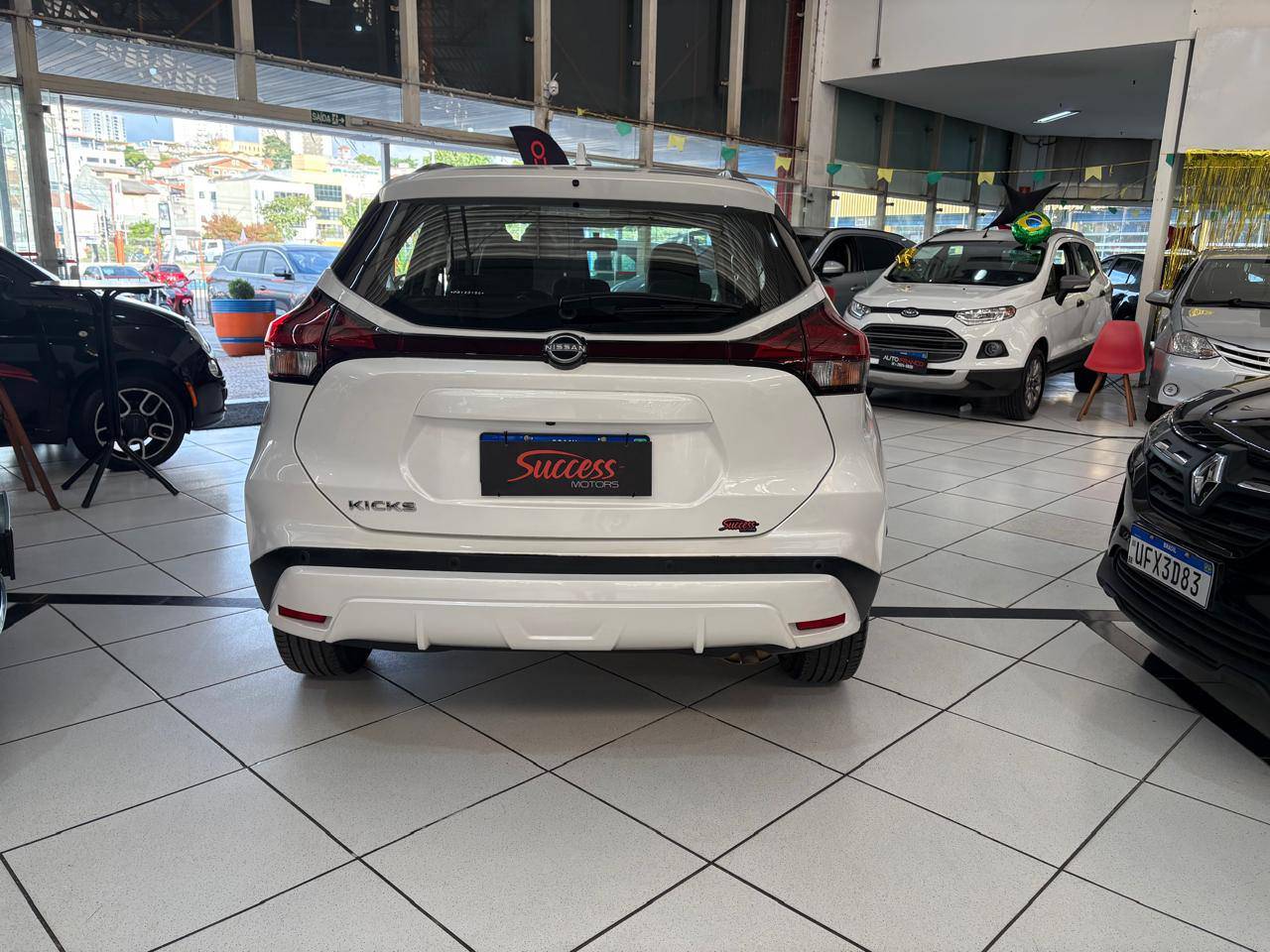 NISSAN KICKS
