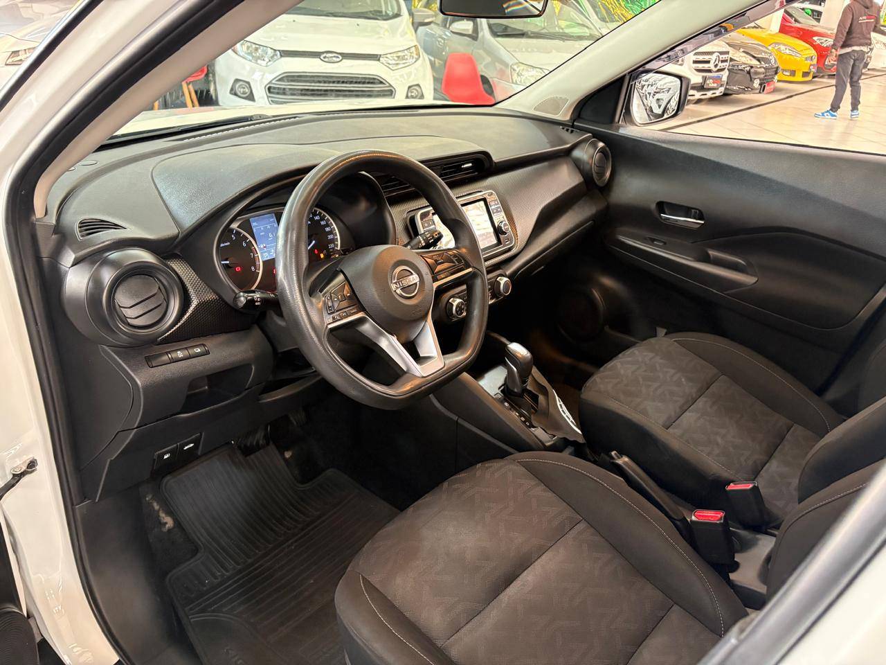 NISSAN KICKS