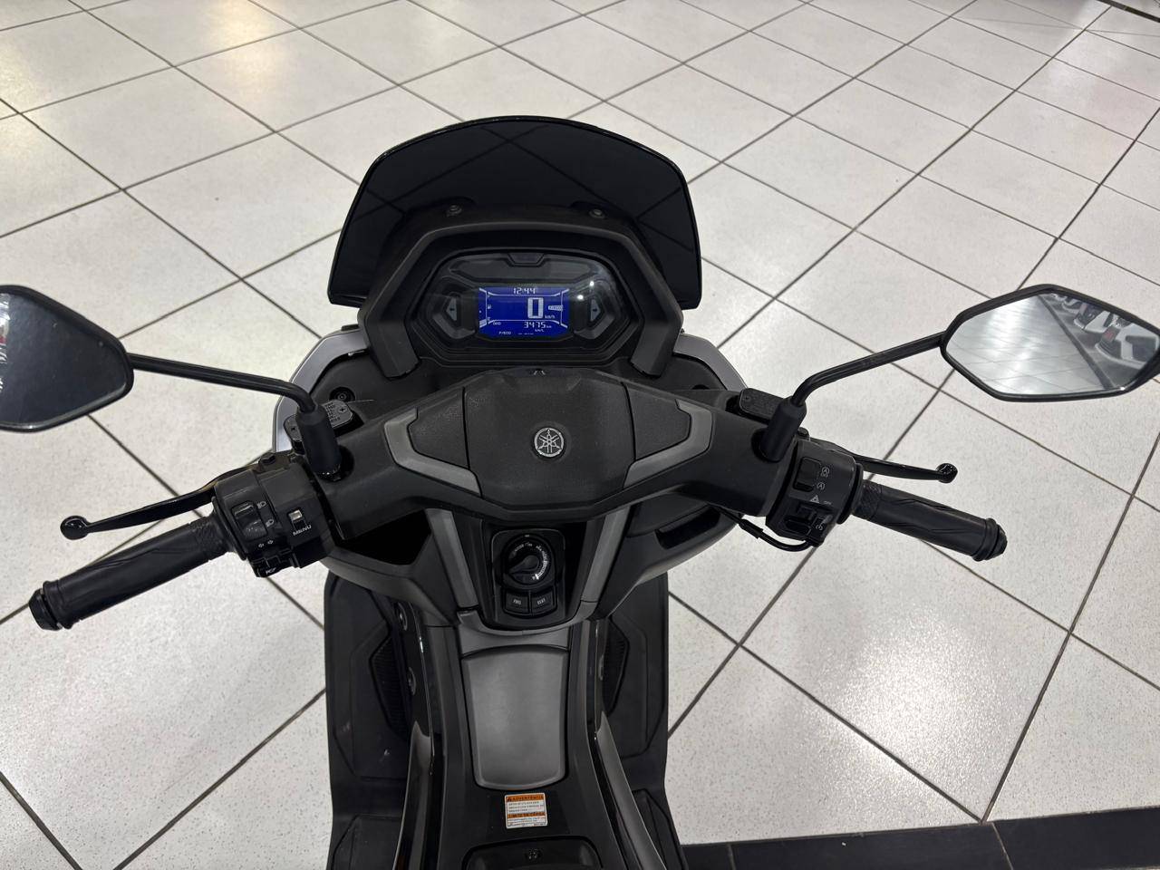 YAMAHA NMAX CONNECTED 160 ABS
