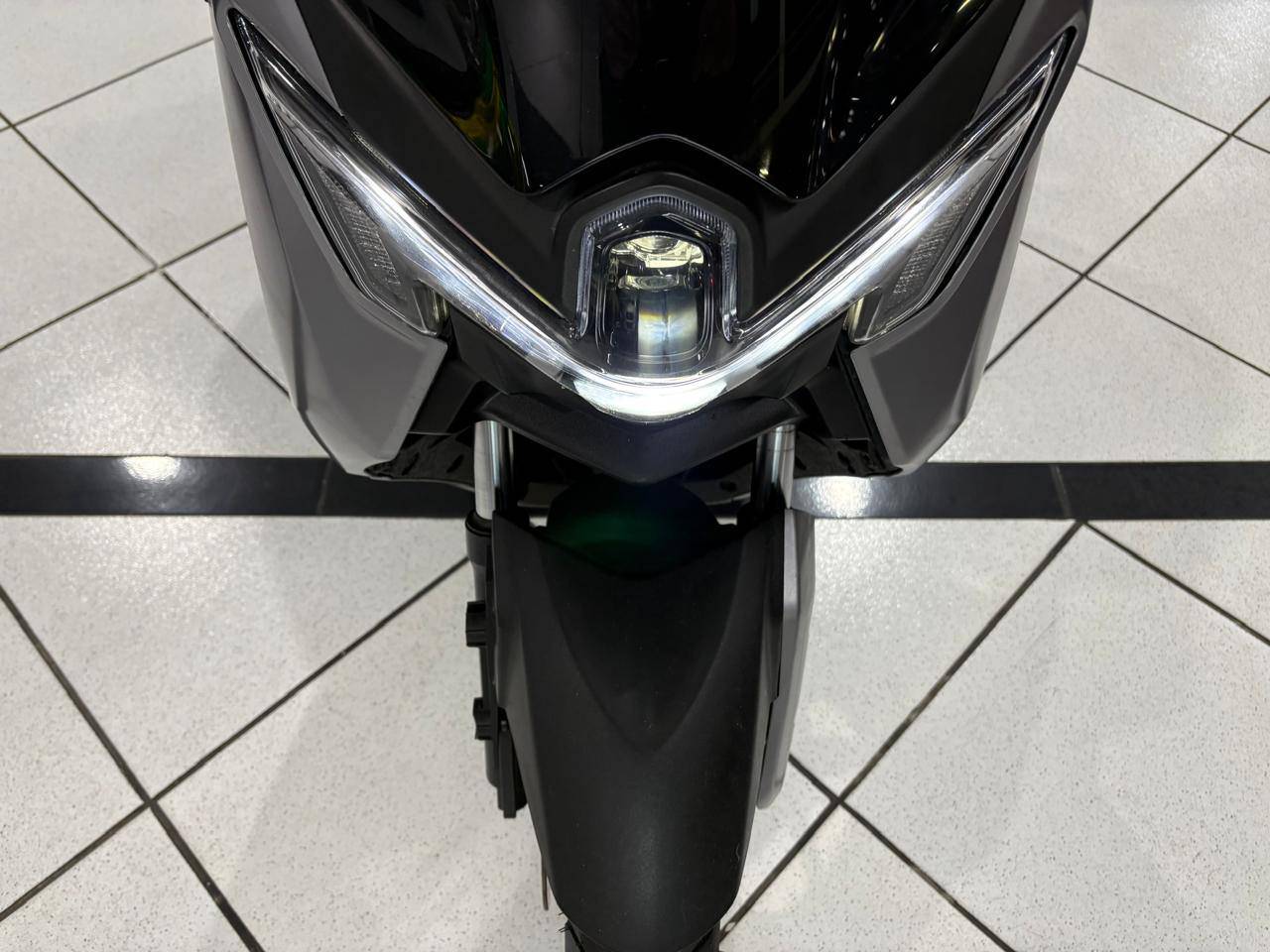 YAMAHA NMAX CONNECTED 160 ABS