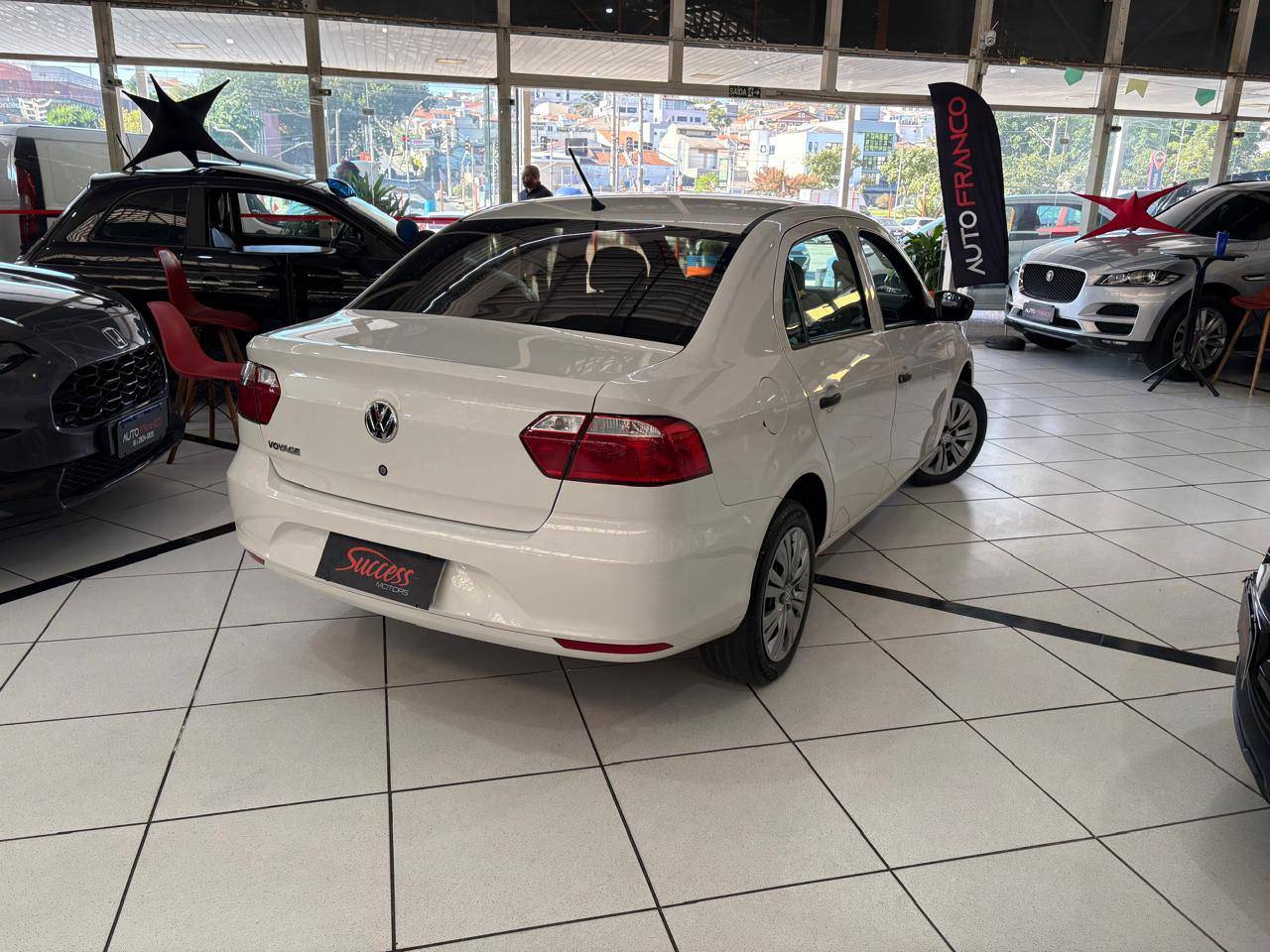 VOLKSWAGEN VOYAGE