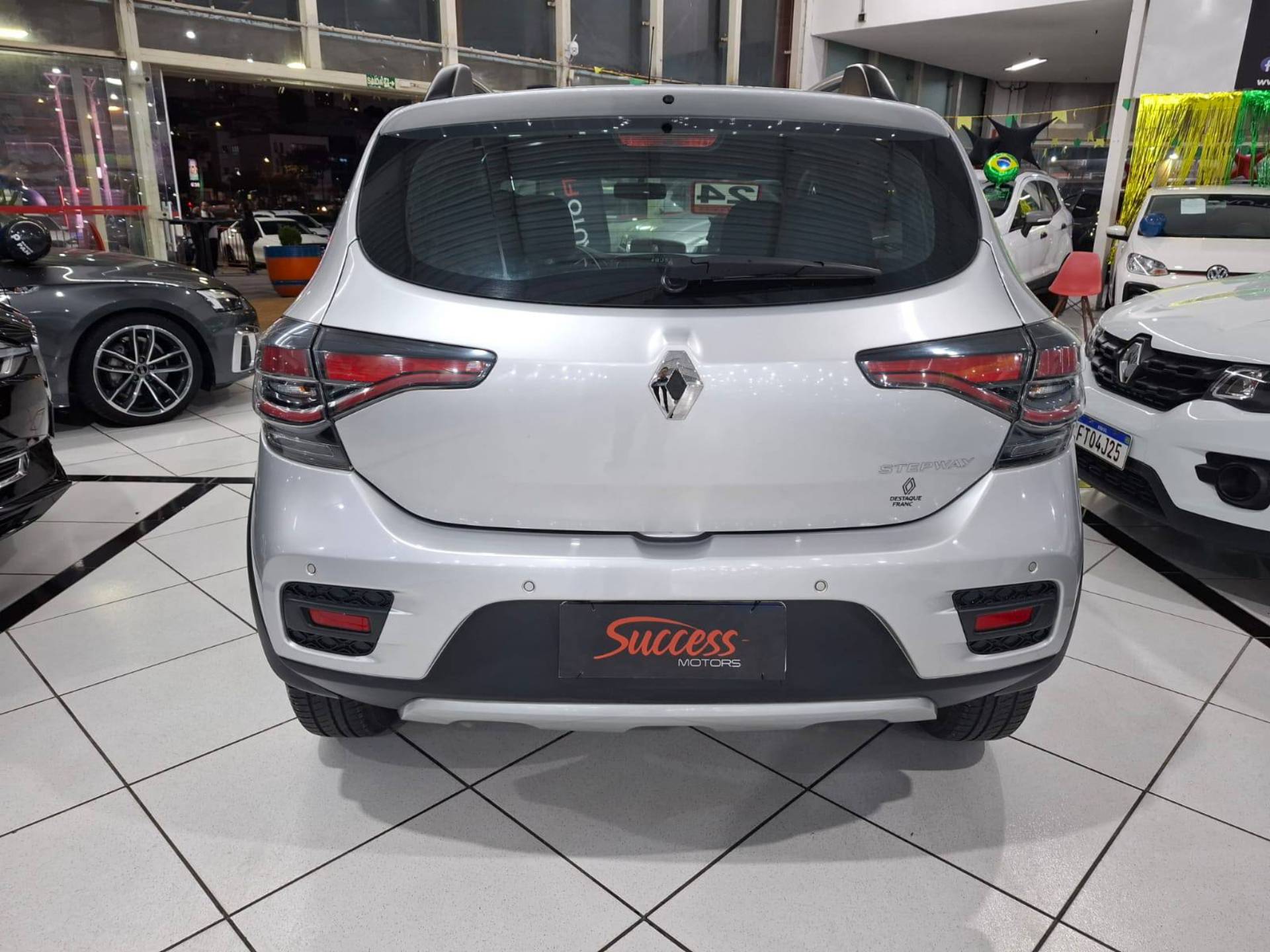 RENAULT SANDERO