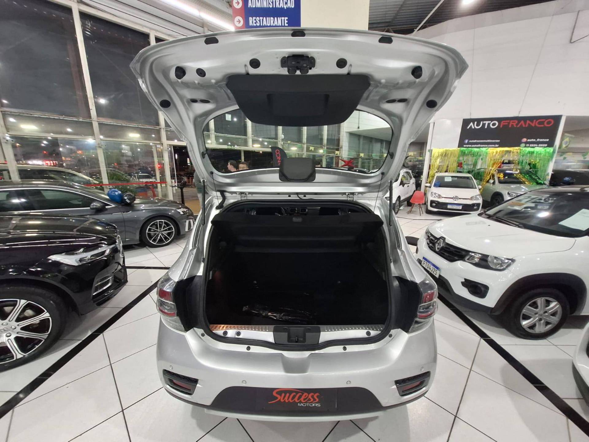 RENAULT SANDERO