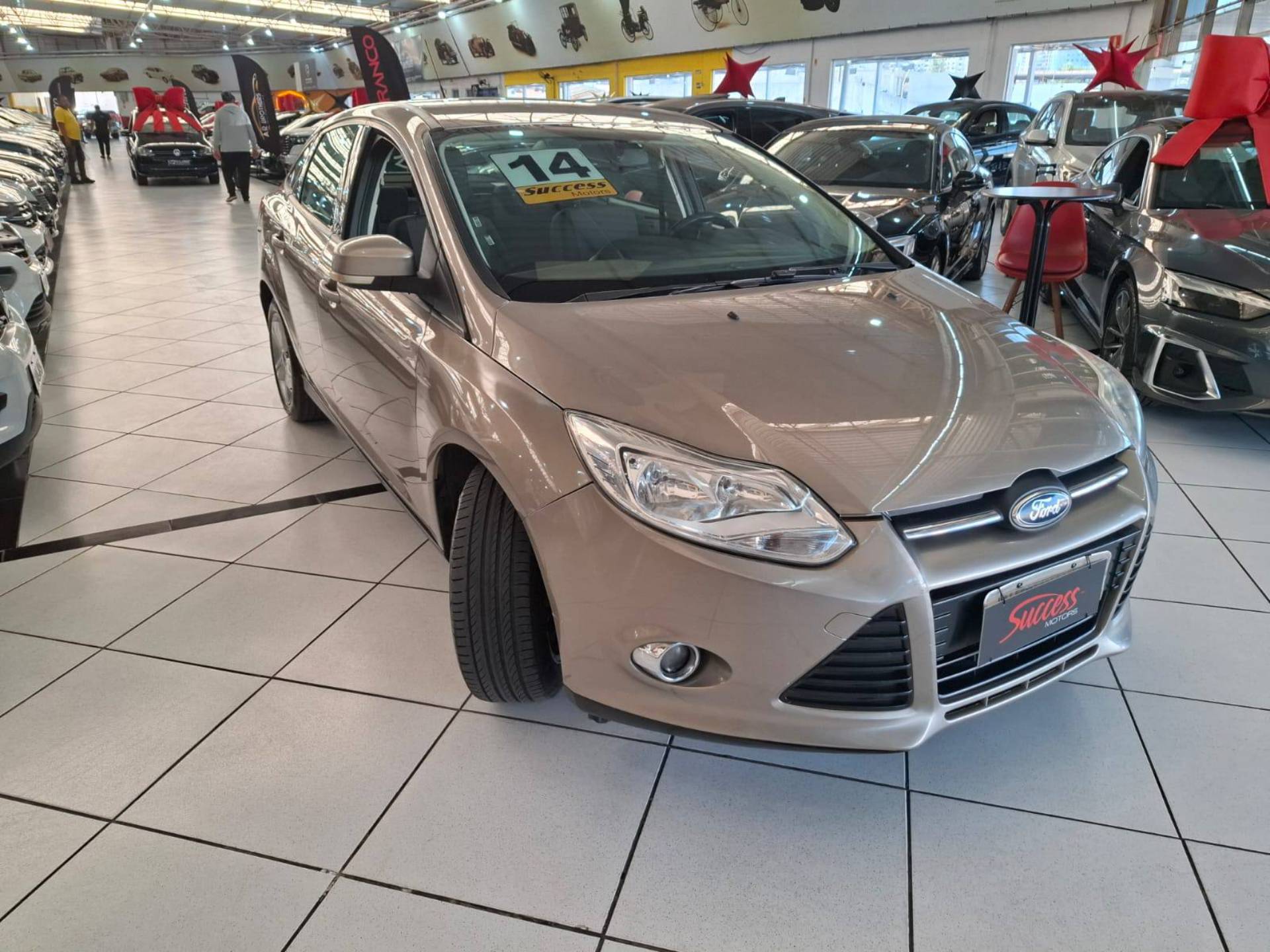 FORD FOCUS