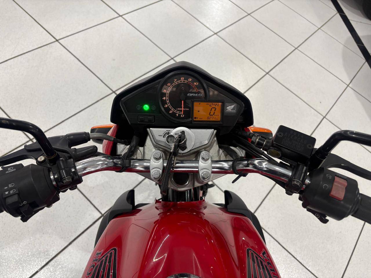 HONDA CB 300R