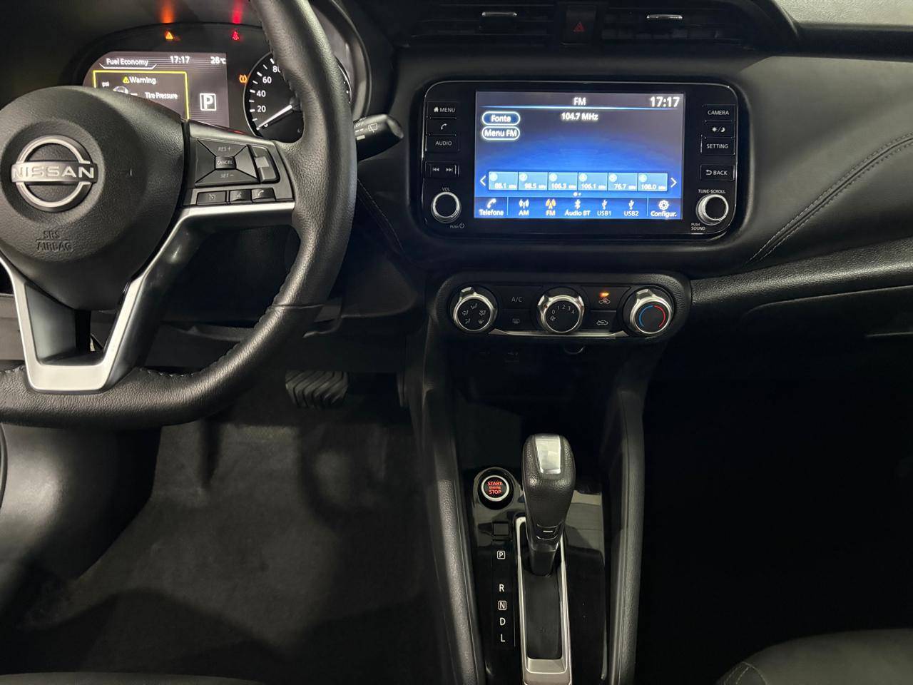 NISSAN KICKS