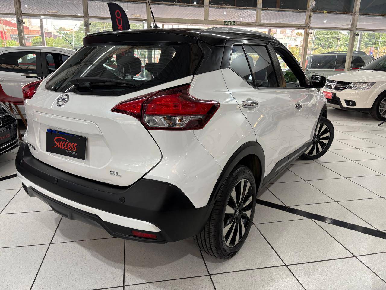 NISSAN KICKS