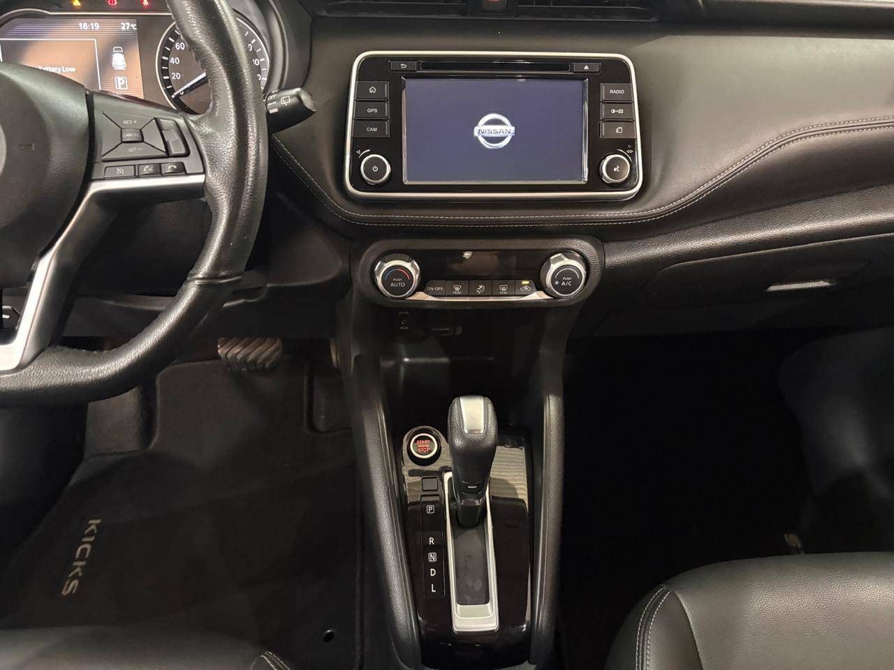 NISSAN KICKS