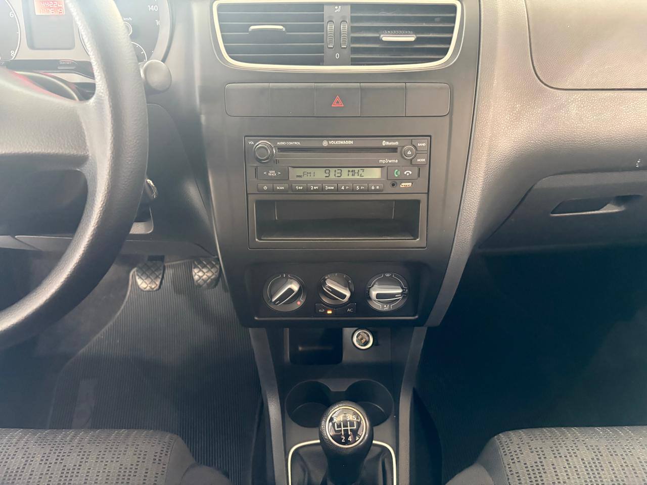VOLKSWAGEN FOX