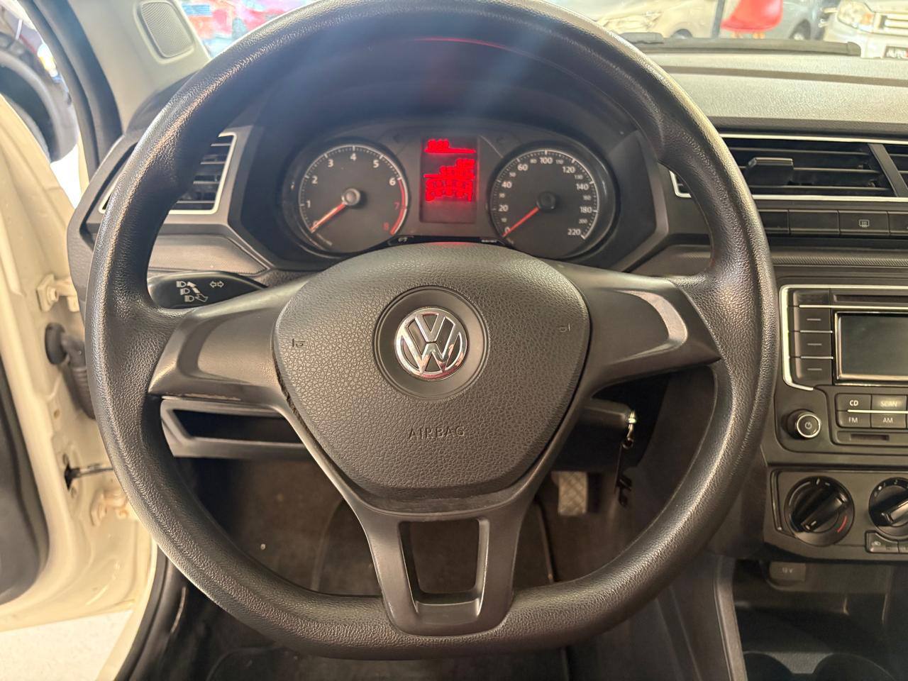 VOLKSWAGEN GOL