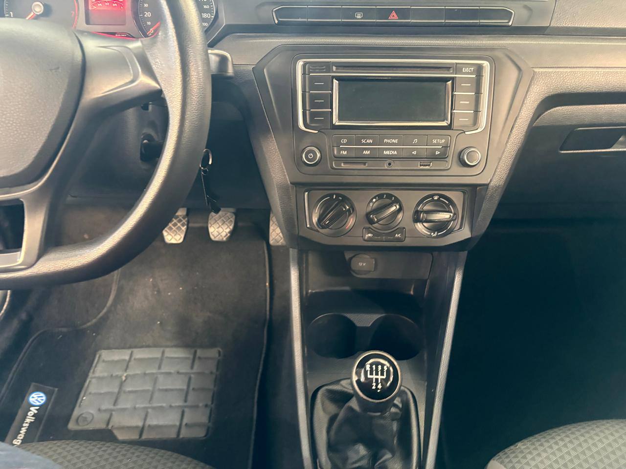 VOLKSWAGEN GOL