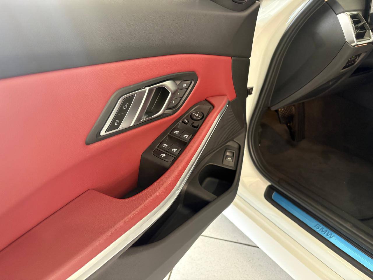 BMW 320i