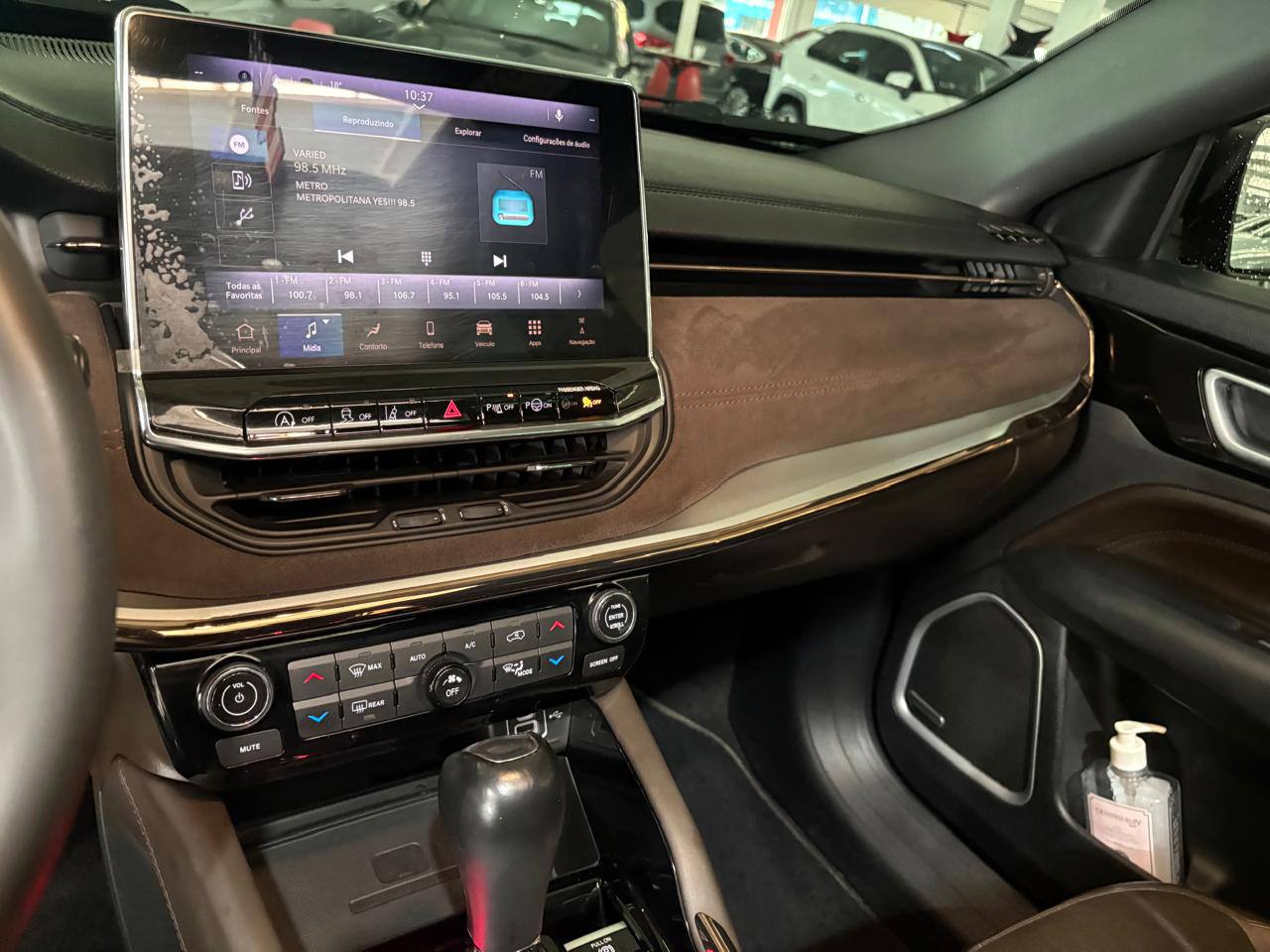 JEEP COMMANDER