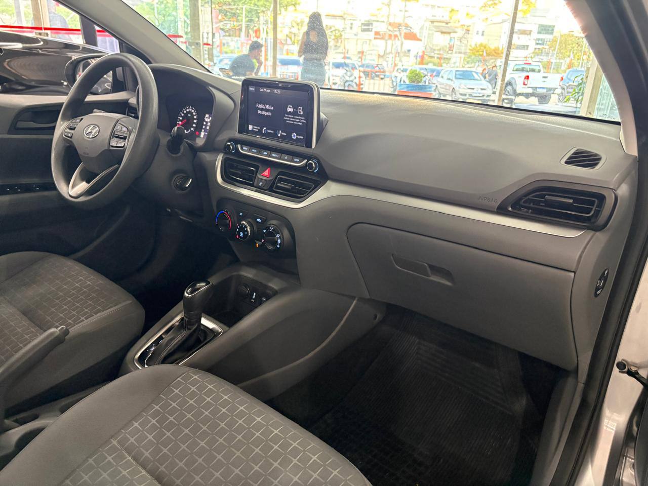 HYUNDAI HB20S