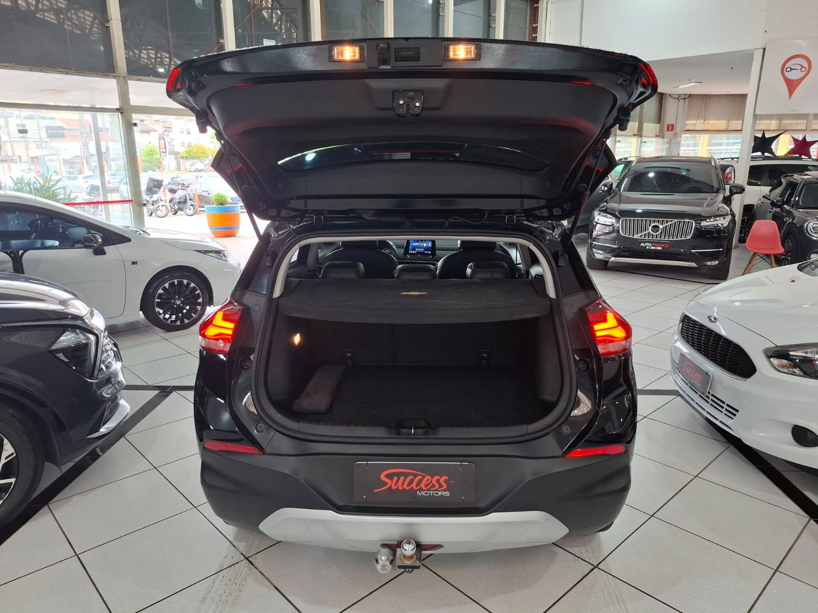 CHEVROLET TRACKER