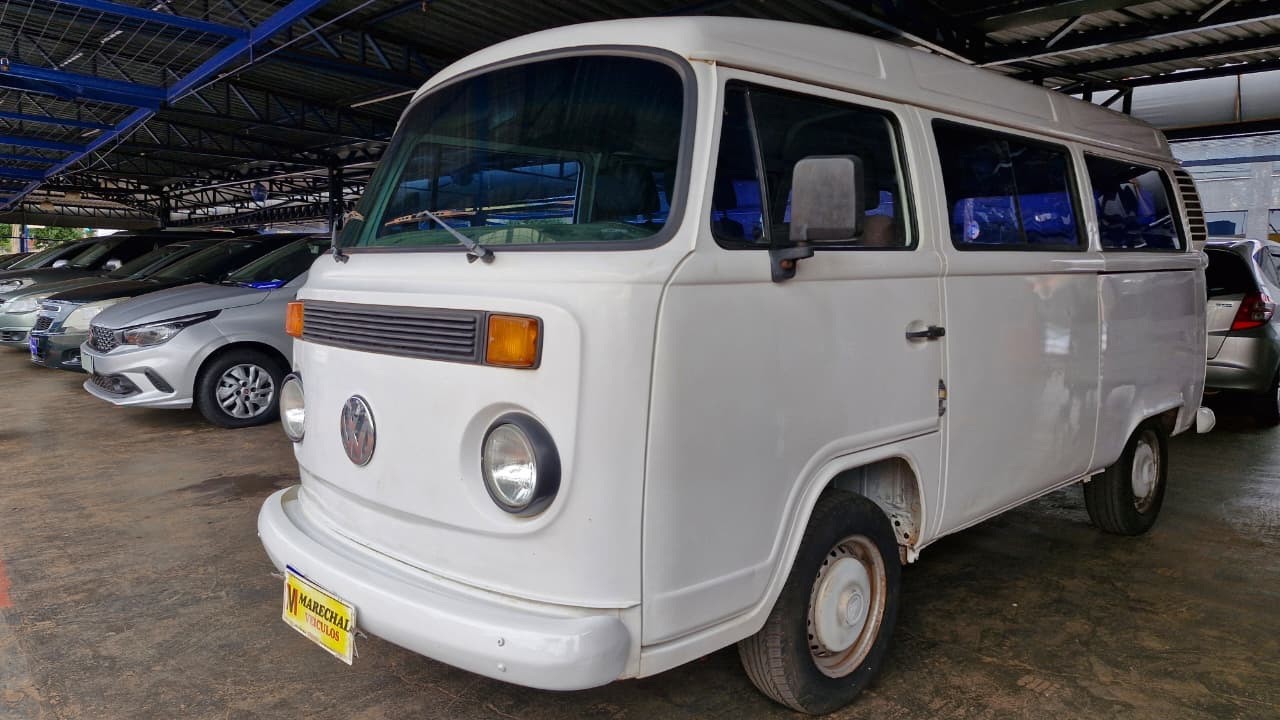 VOLKSWAGEN KOMBI
