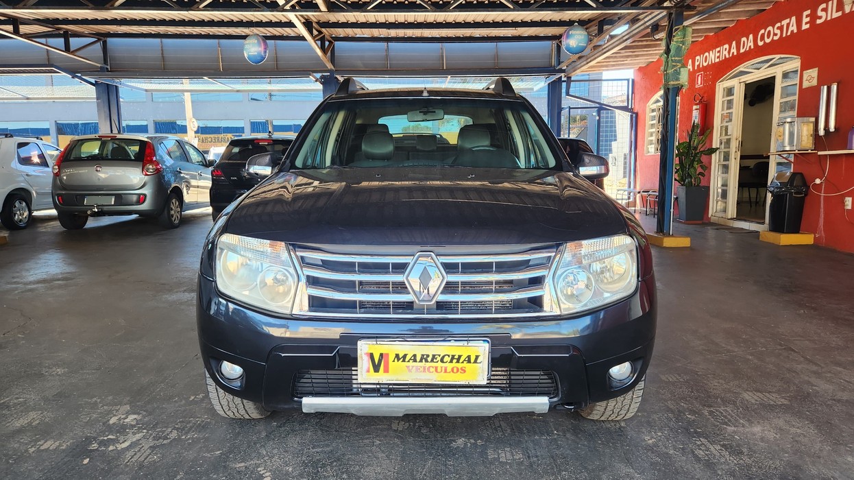 RENAULT DUSTER