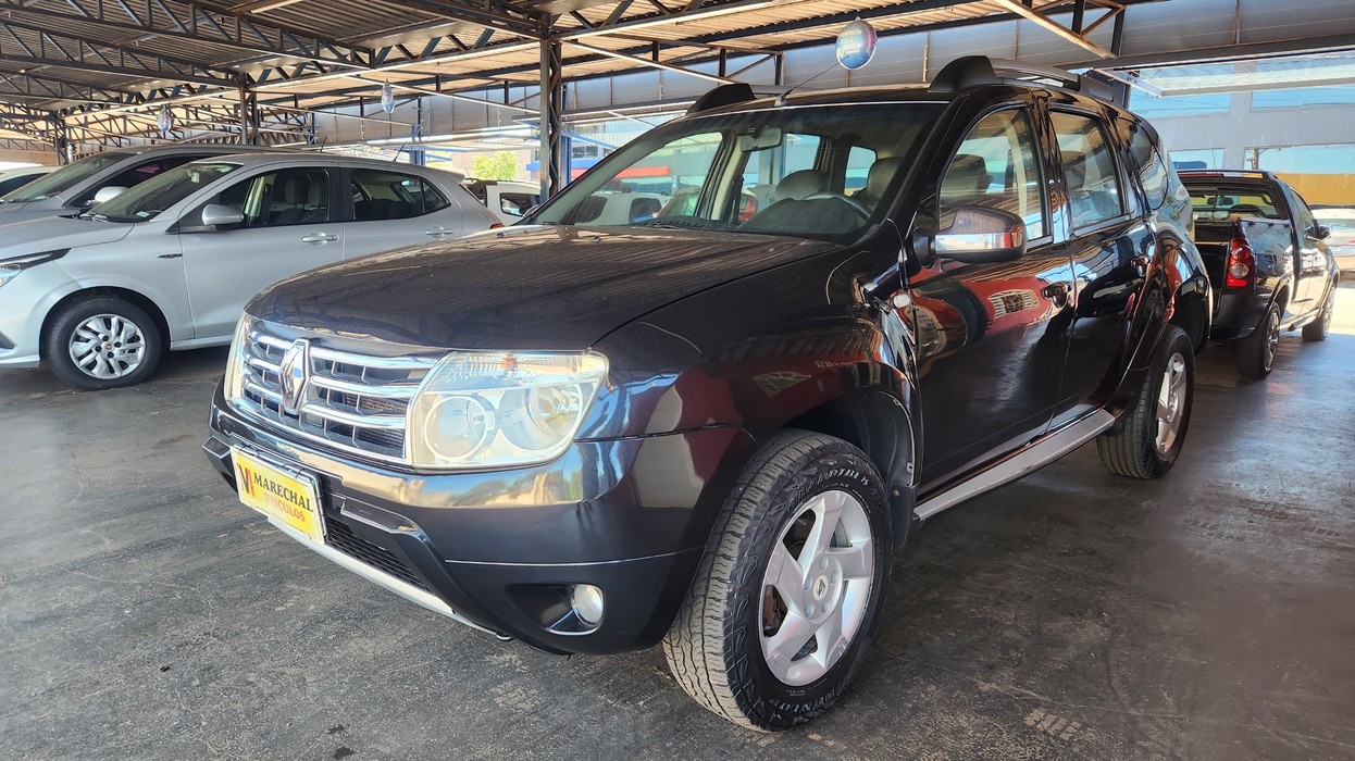 RENAULT DUSTER