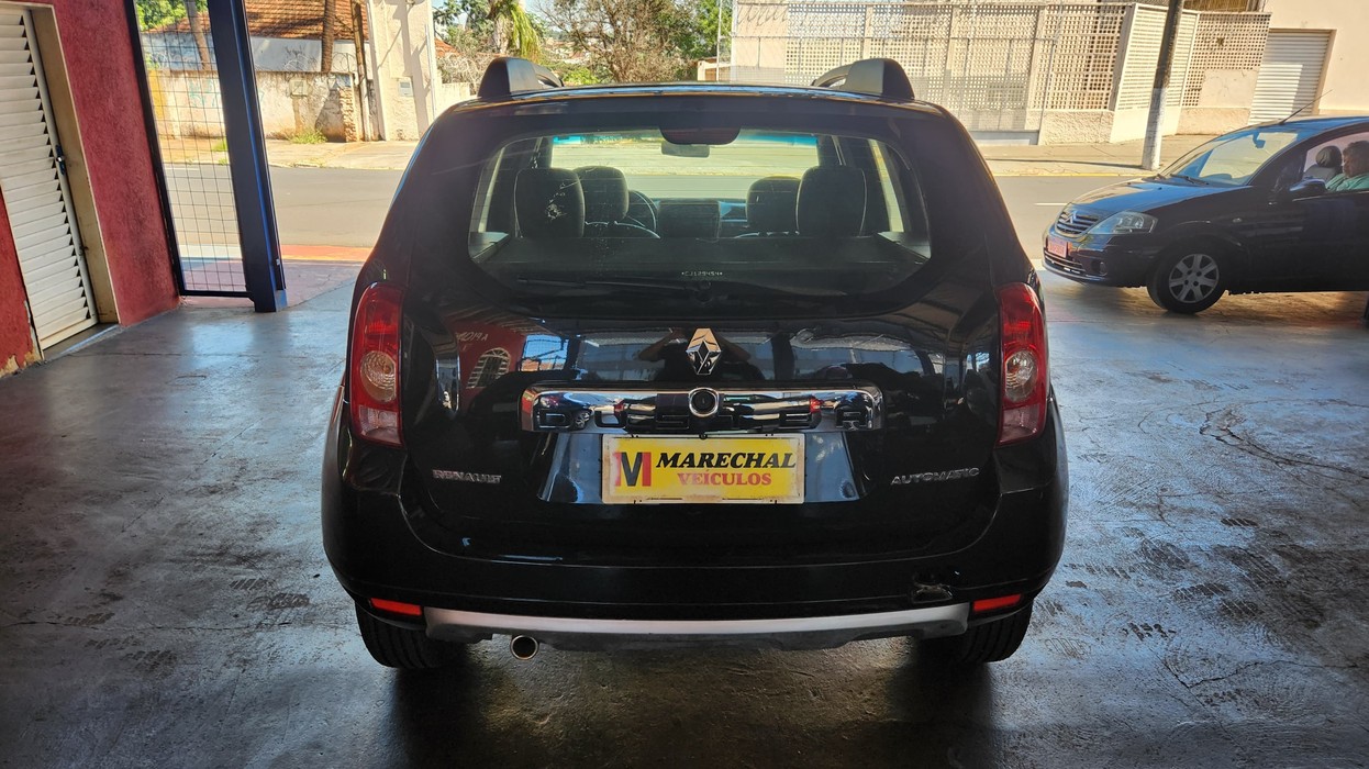 RENAULT DUSTER